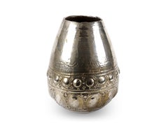 Platinum Luster Niva Vase by deBlona
