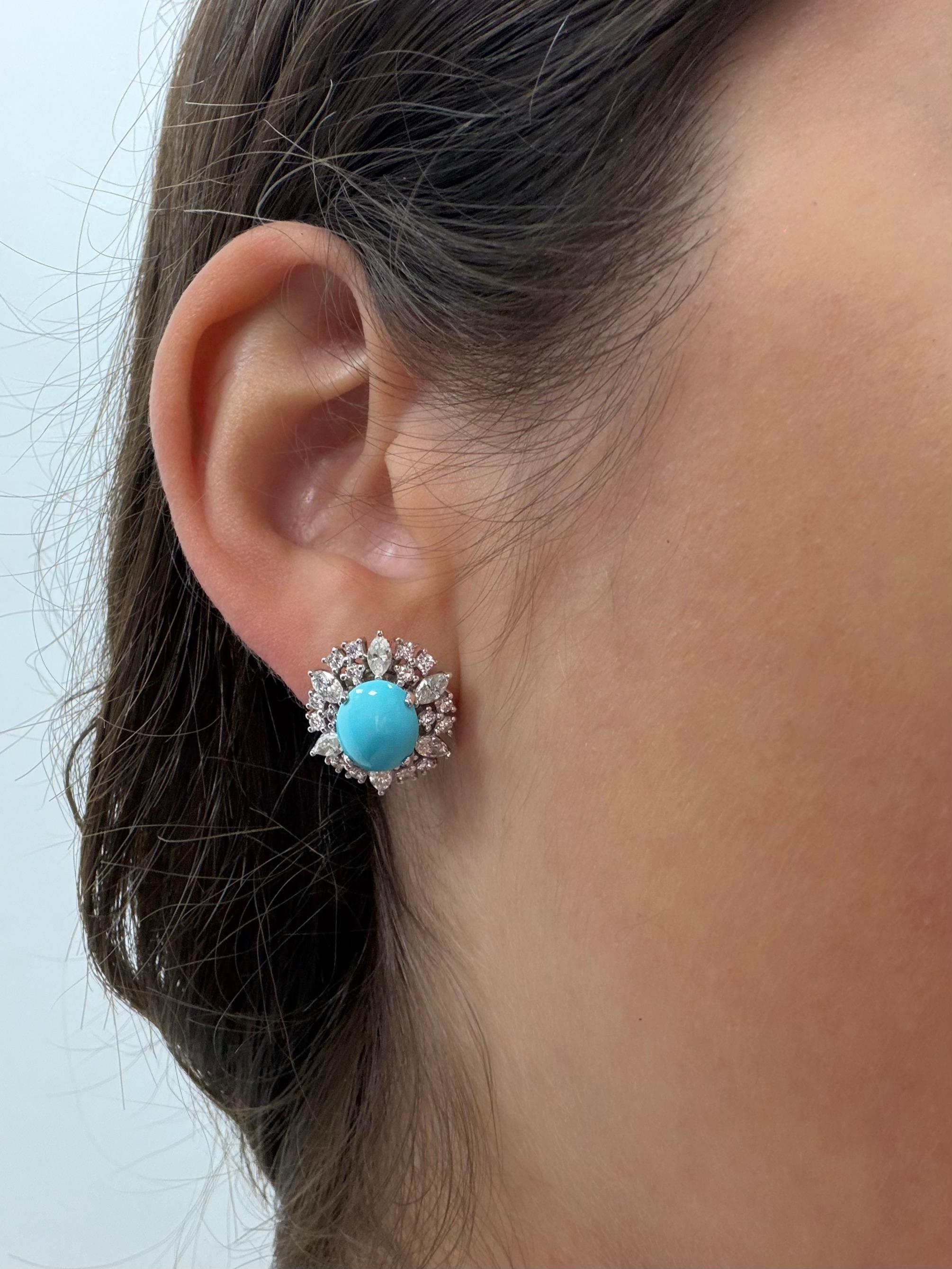 Taille Marquise Boucles d'oreilles en platine avec halo de turquoise ovale et diamant taille marquise de 1,75 carat en vente