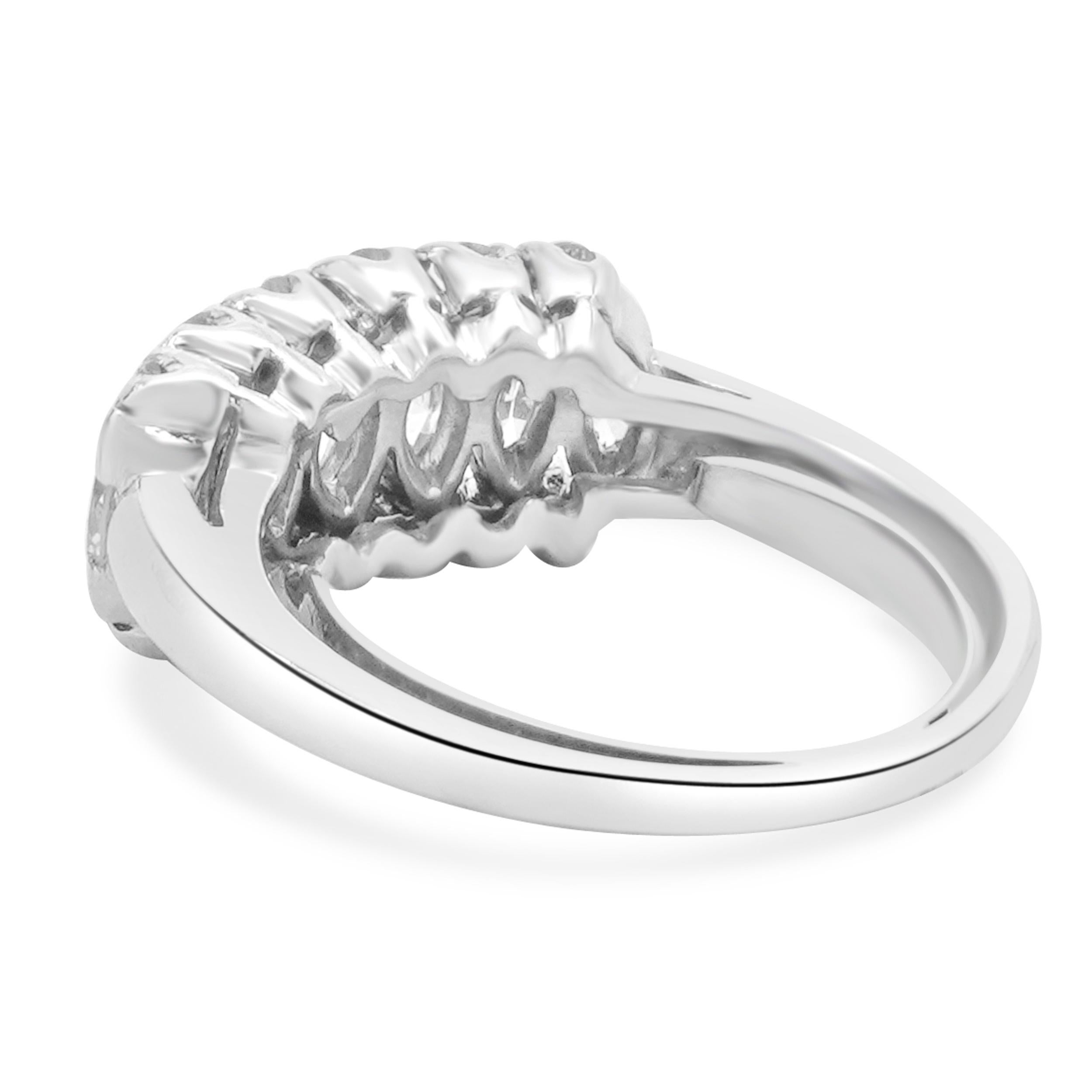 Taglio marquise Fascia di diamanti marquise in platino in vendita