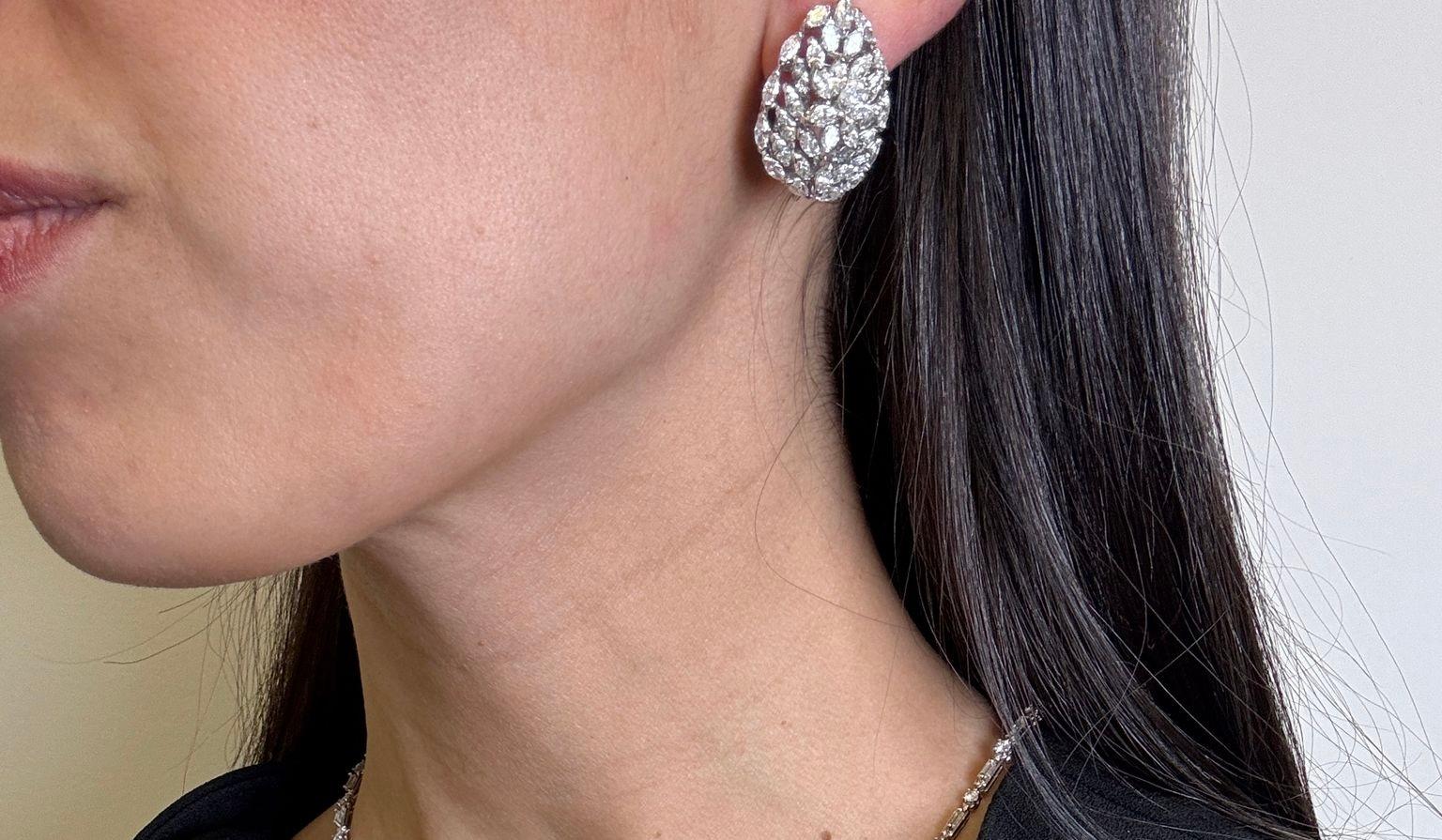 Platin Marquise Diamant Cluster-Ohrringe  Getragen von Huma Abedin bei ihrer Hochzeit im Angebot 8