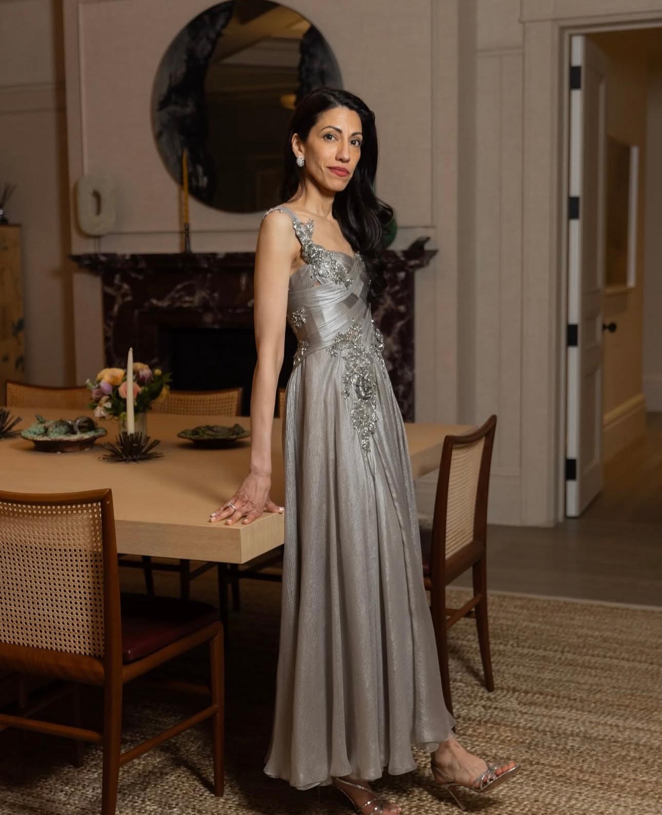 Taglio marquise Orecchini a grappolo di diamanti marquise in platino  Indossato da Huma Abedin al suo matrimonio in vendita