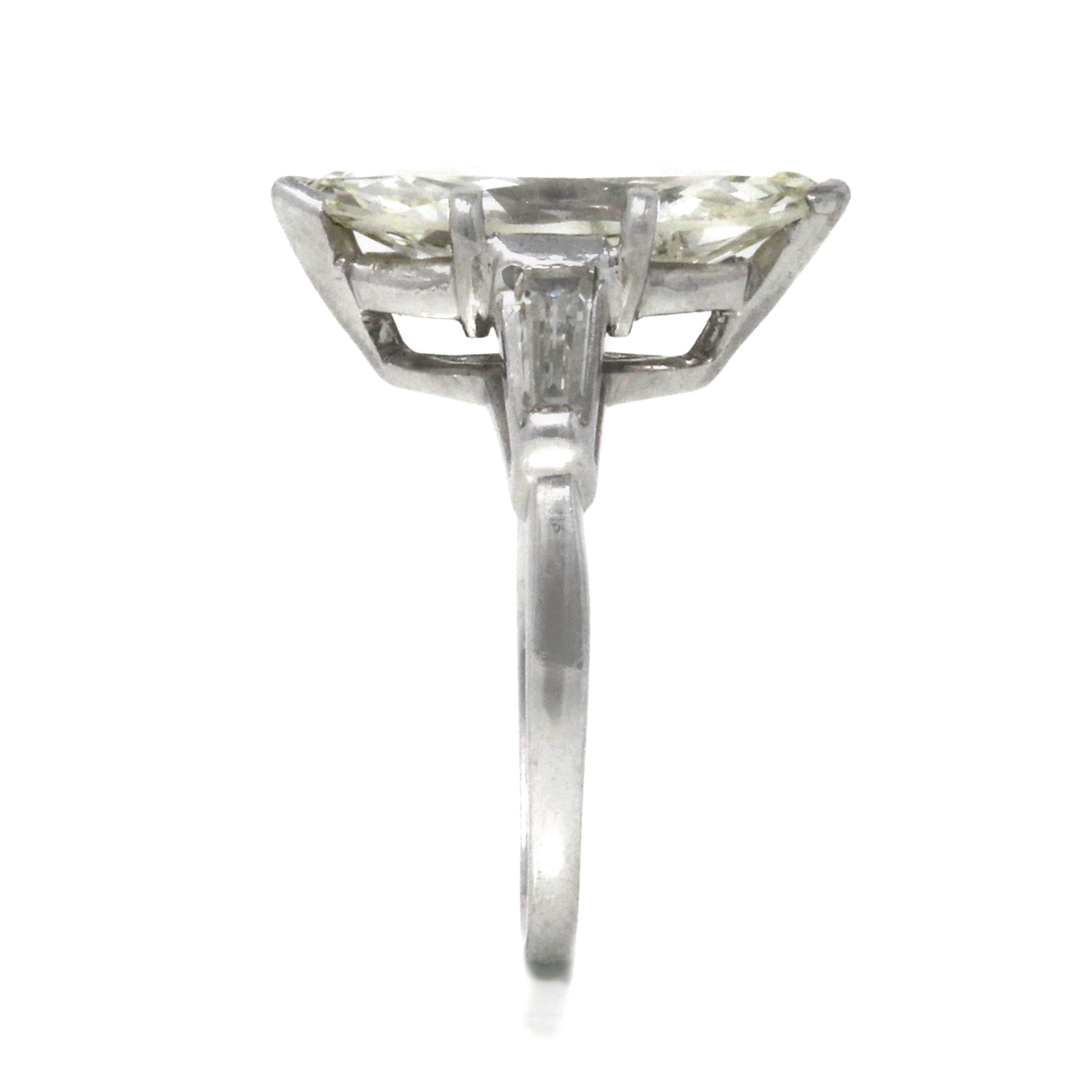 solitaire marquise