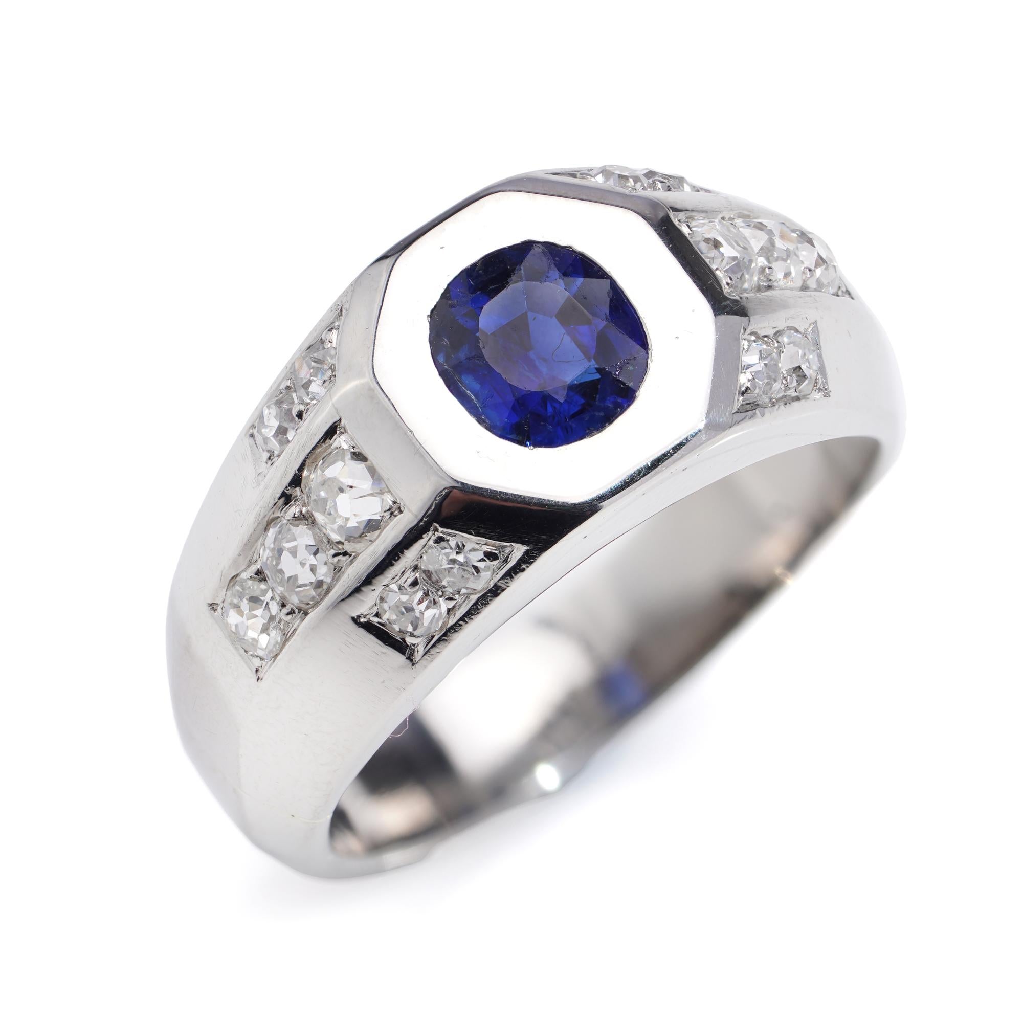 Platinum men's ring with blue sapphire and old-cut diamonds For Sale 1