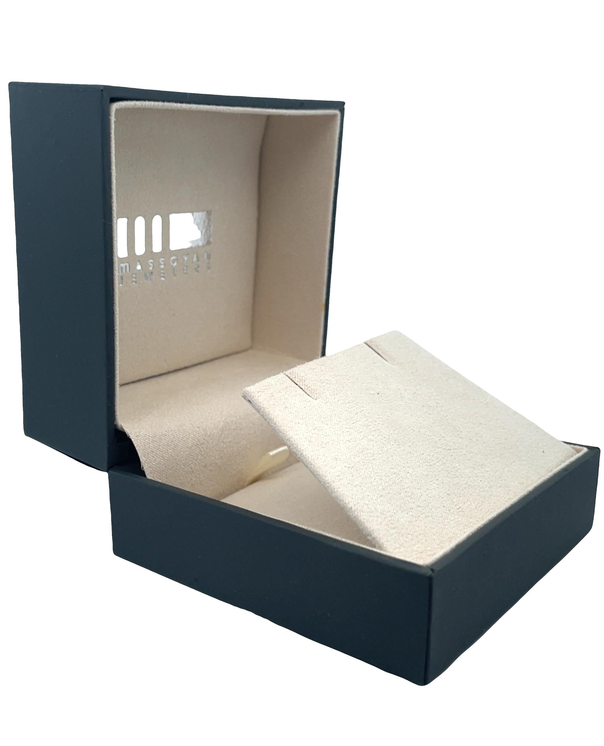 Ciondolo Mesoamericano in platino con cristallo di rocca intagliato e diamante in vendita 3