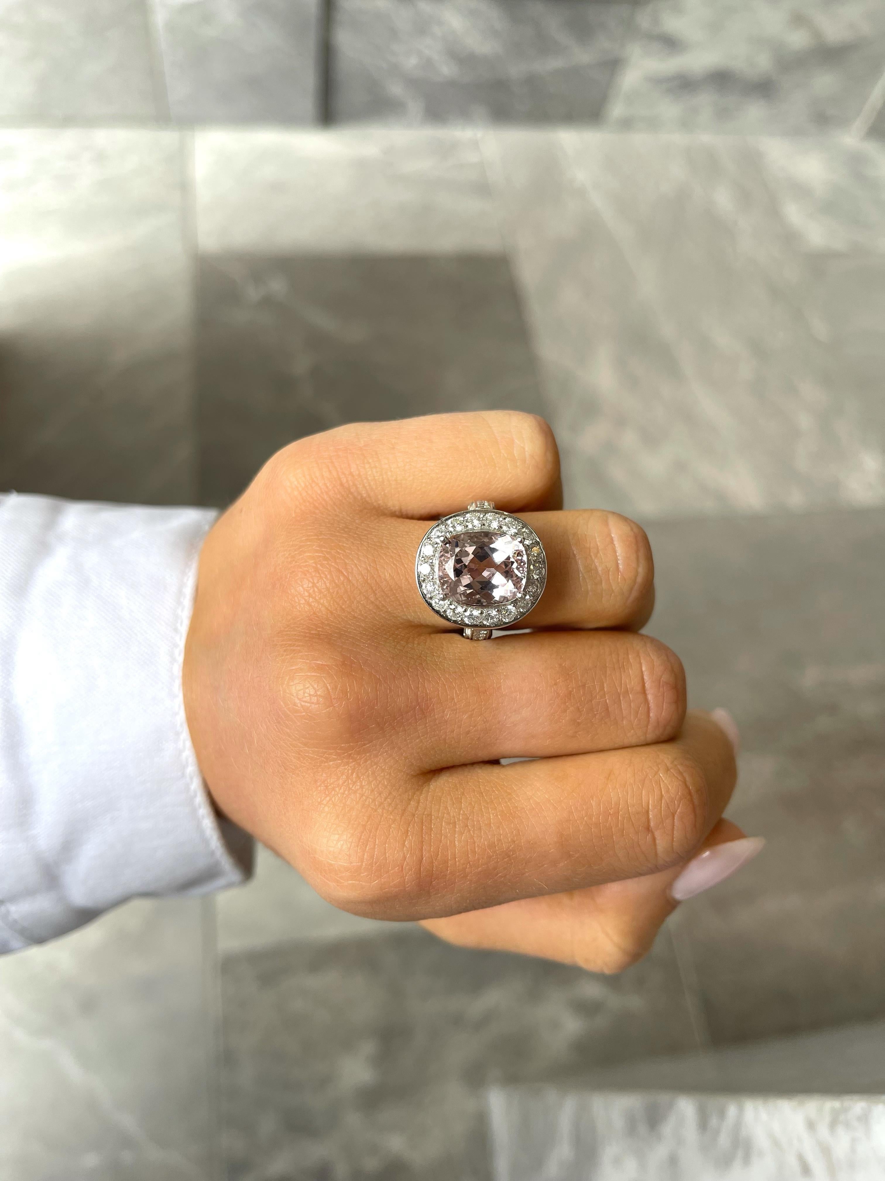 Platinum Morganite & Diamond Cocktail Ring In New Condition For Sale In Toronto, CA