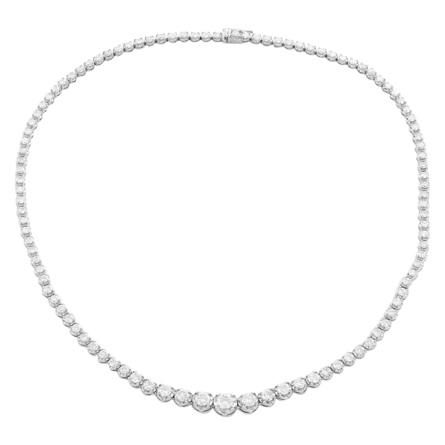 Platinum Mounting 10 Carat Diamond Necklace