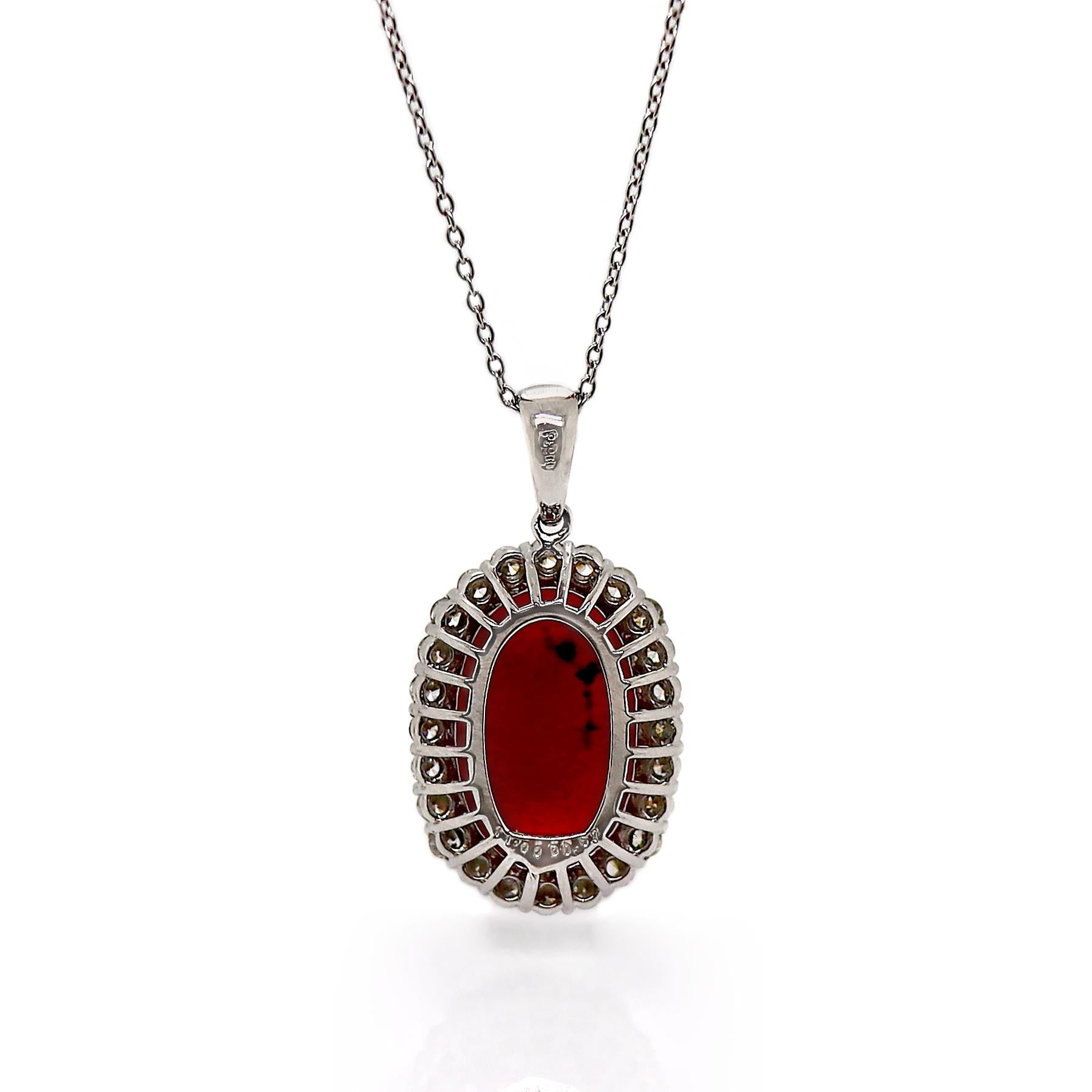 Ciondolo in platino con rubino e diamante Myanmar con collana in vendita 2