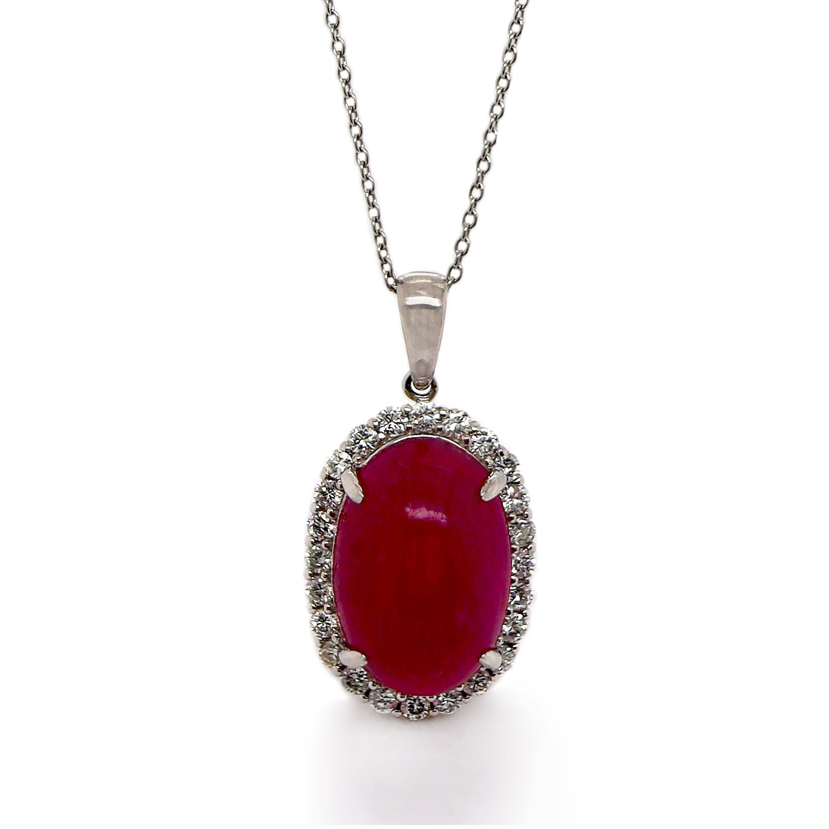 Ciondolo in platino con rubino e diamante Myanmar con collana in vendita 3