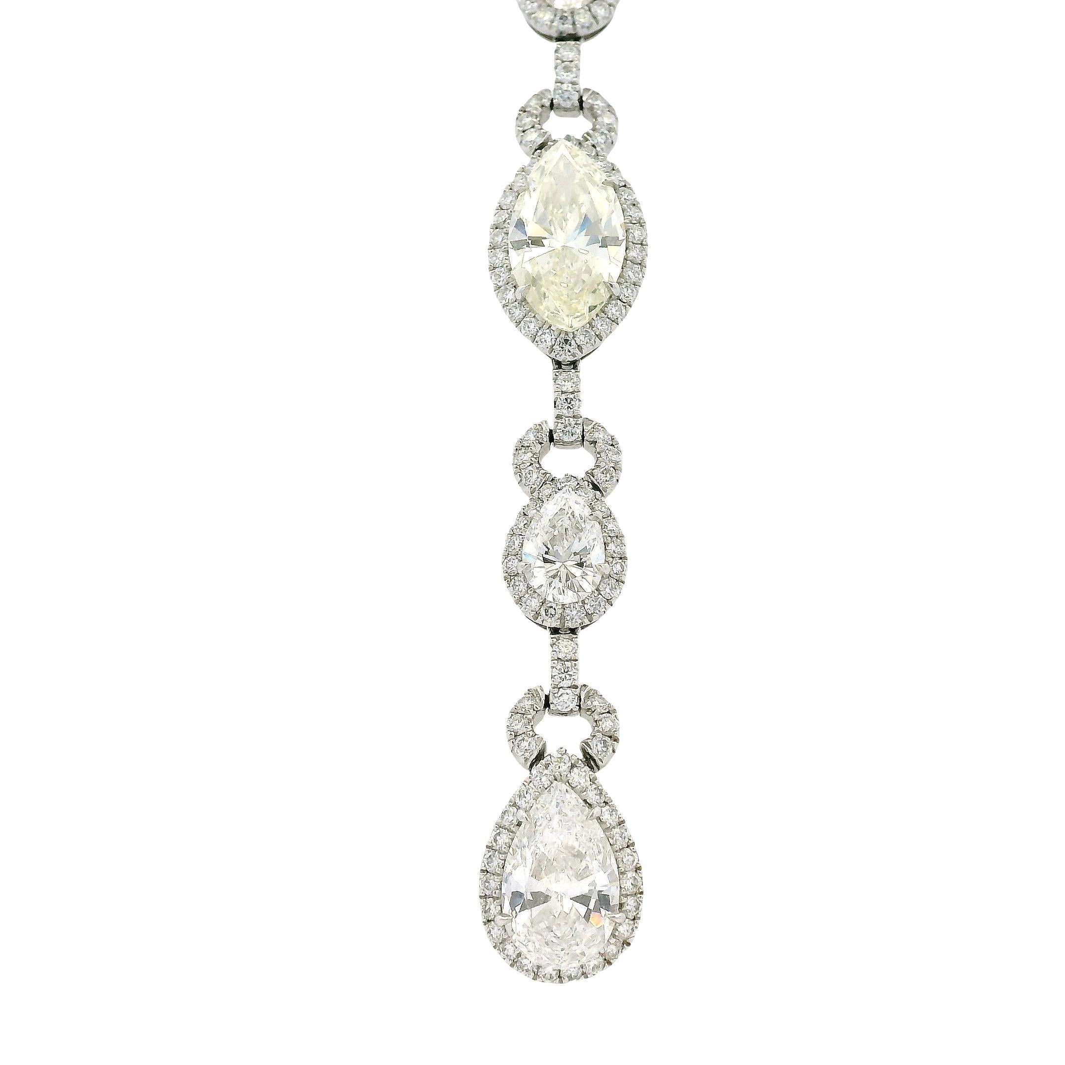 Platino Natural 27.83ctw Collar de Diamantes en Gota en venta 1