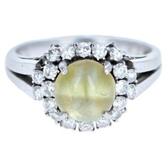 Platinum Natural Chrysoberyl Cats Eye and Diamond Ring 2.92 Carat 6.6g