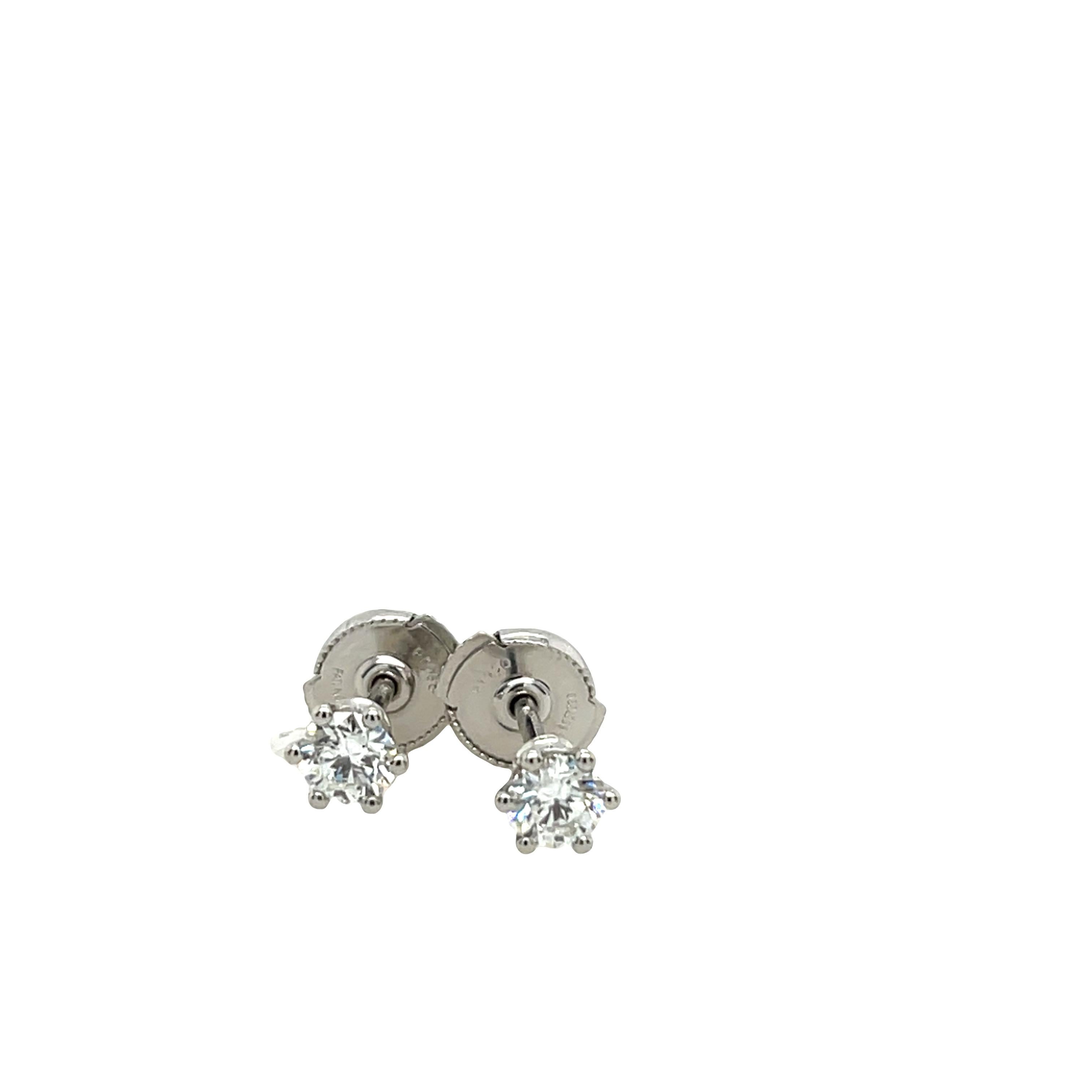 Orecchini in platino con diamanti naturali, 0,31ct e 0,30ct H/SI2 In condizioni ottime in vendita a London, GB