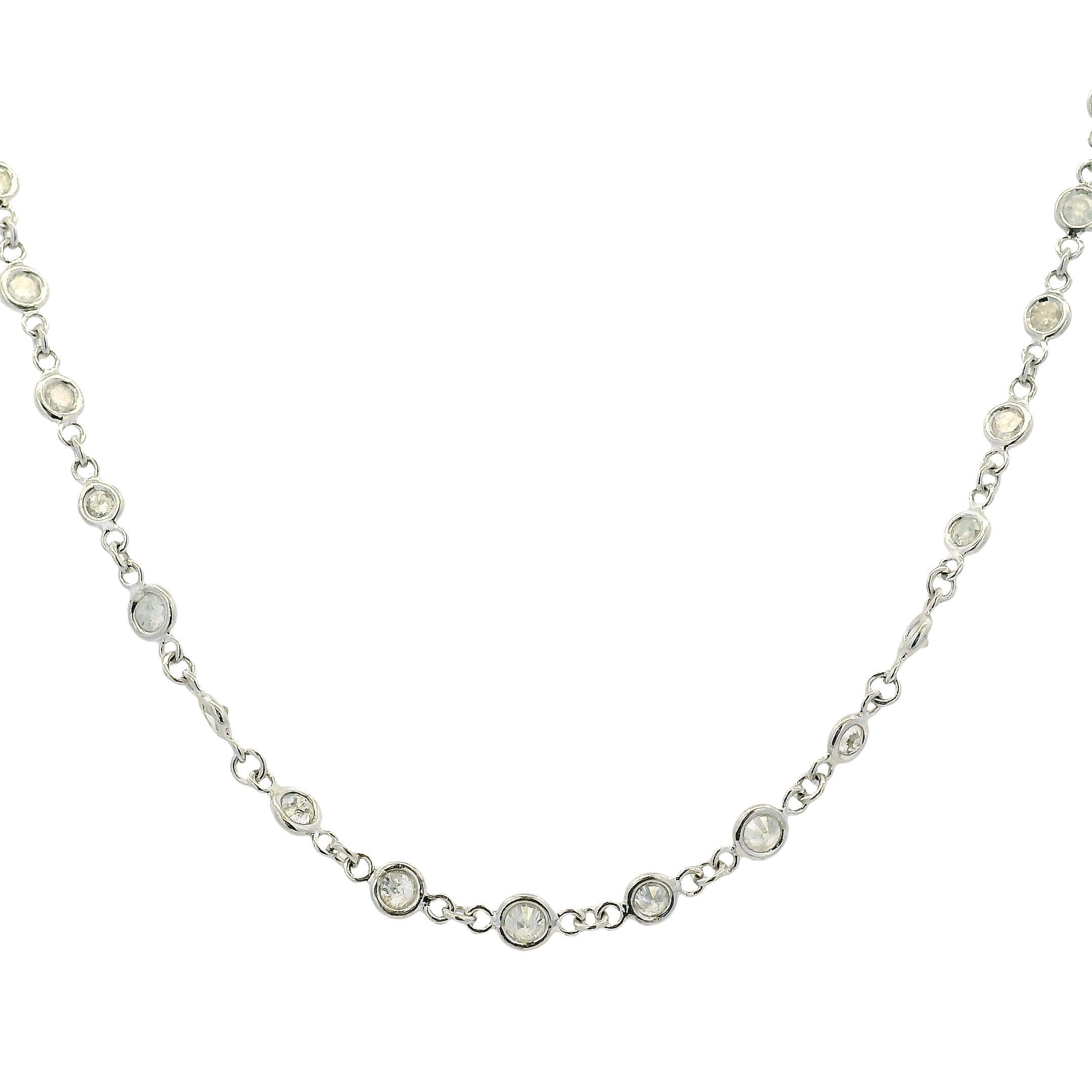 Taglio rotondo Collana con diamanti naturali in platino in vendita
