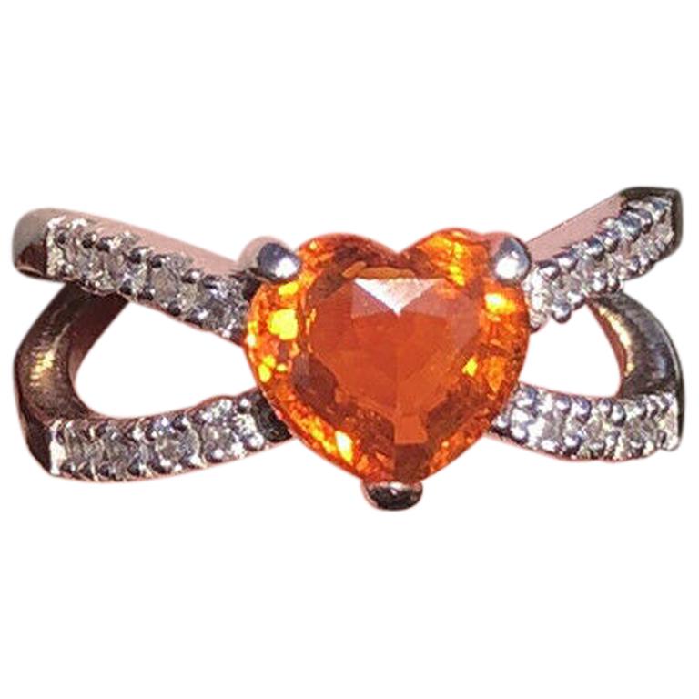 Platinum Natural Orange Heart Sapphire and Diamond Ring 2.31 Carat 6.4g