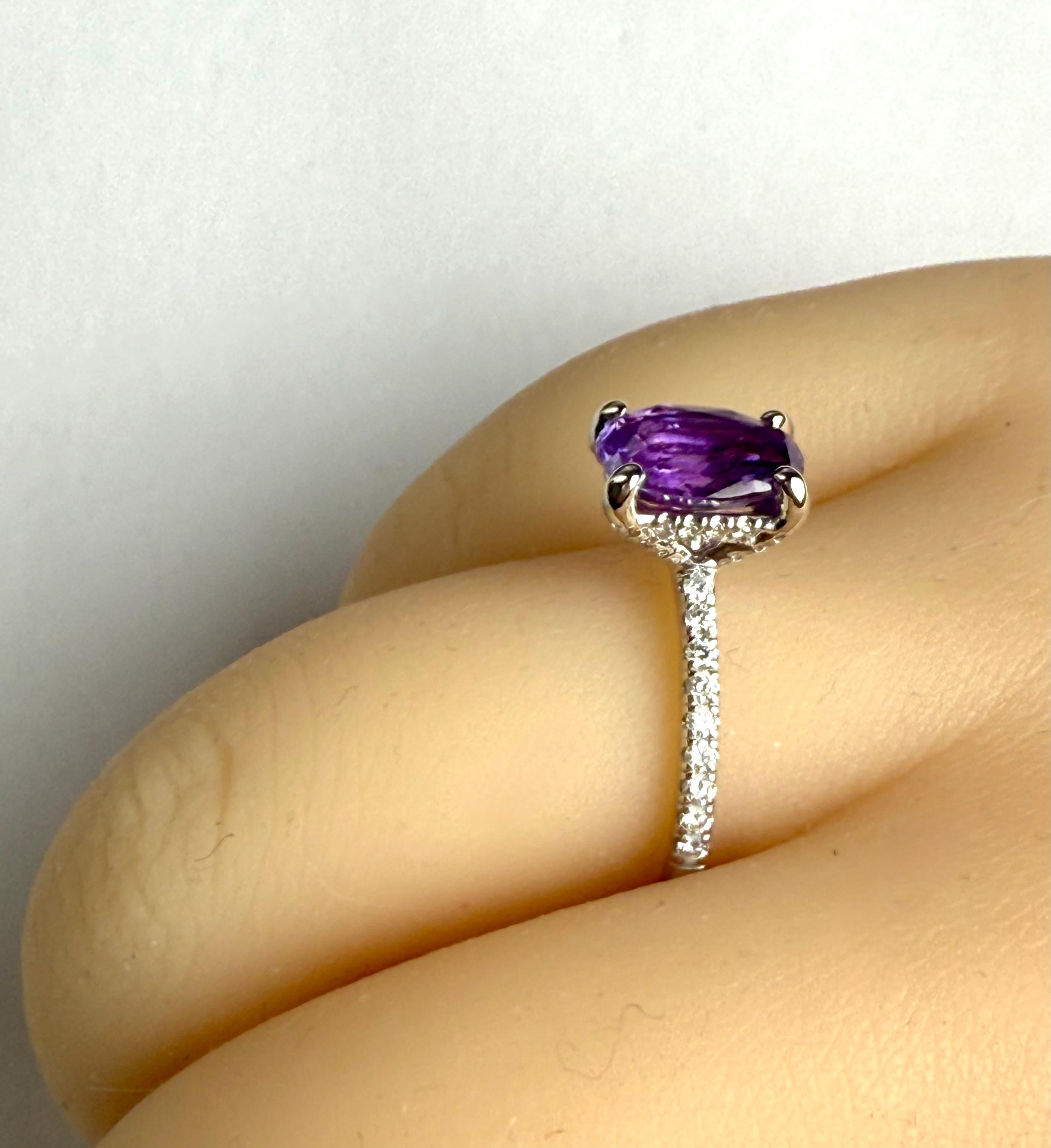 Platin Natürlicher lila Ceylon Saphir und Diamant Ring GIA zertifiziert (Ovalschliff) im Angebot