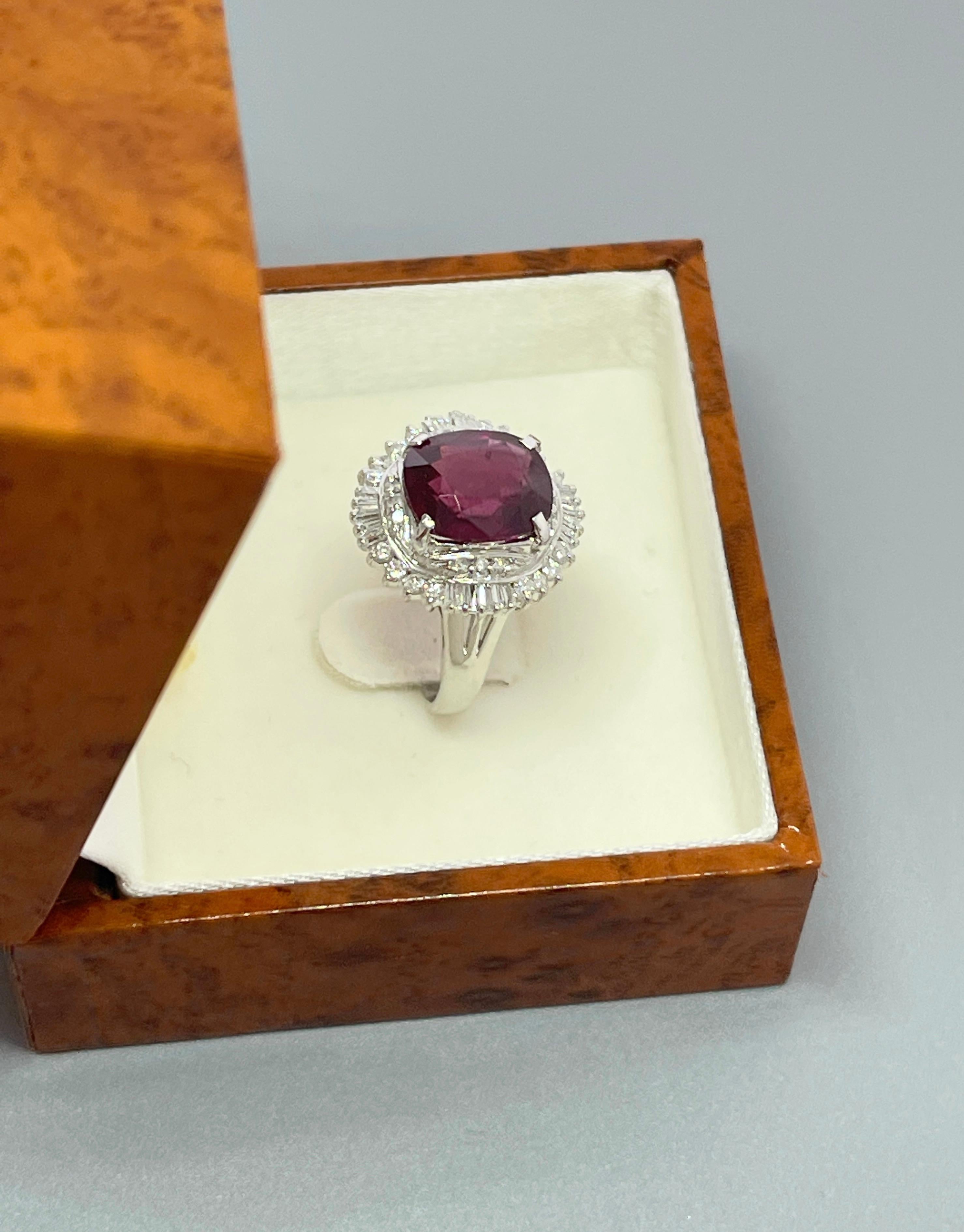 Bague ballerine d'évaluation en platine, grenat rhodolite naturel et diamant véritable en vente 2