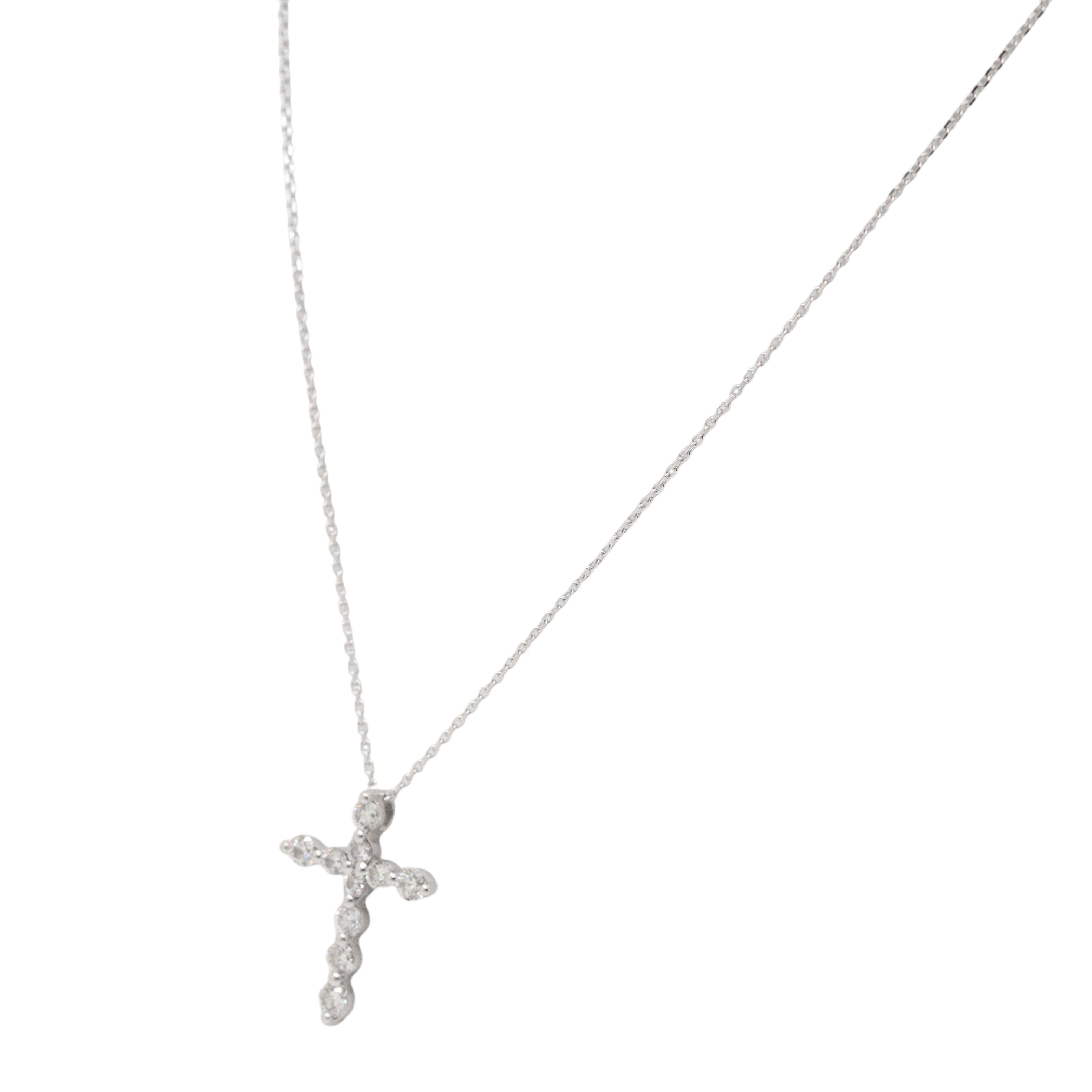 Taille ronde Pendentif croix en platine avec diamants ronds et brillants naturels en vente