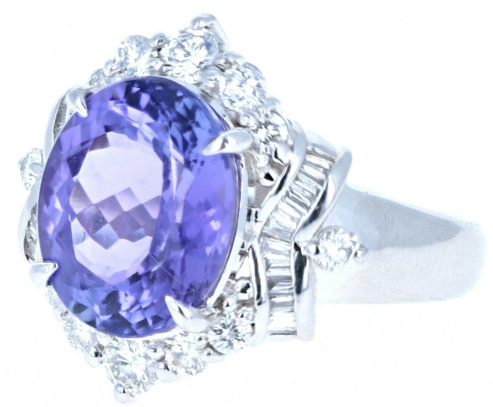 Platinum Natural Tanzanite and Diamond Ring 5.63 Carat 10g In Good Condition In Beverly Hills, CA