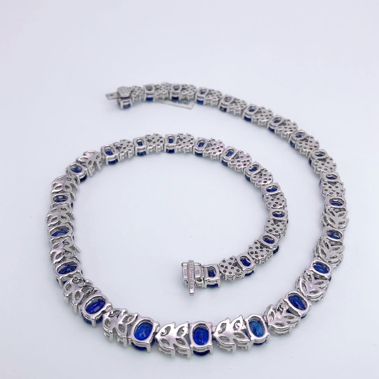 Platinum Necklace 33.70 Carat Oval Blue Sapphires and 13.22 Carat Diamonds In New Condition In New York, NY