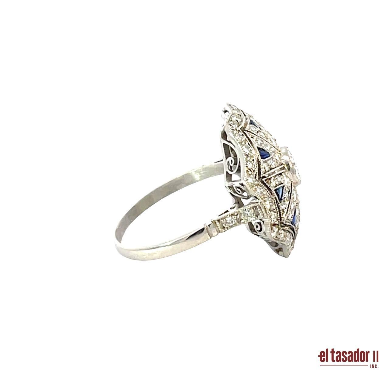 Art Déco Anello ottagonale di platino con diamanti e zaffiri - 5,3 g in vendita