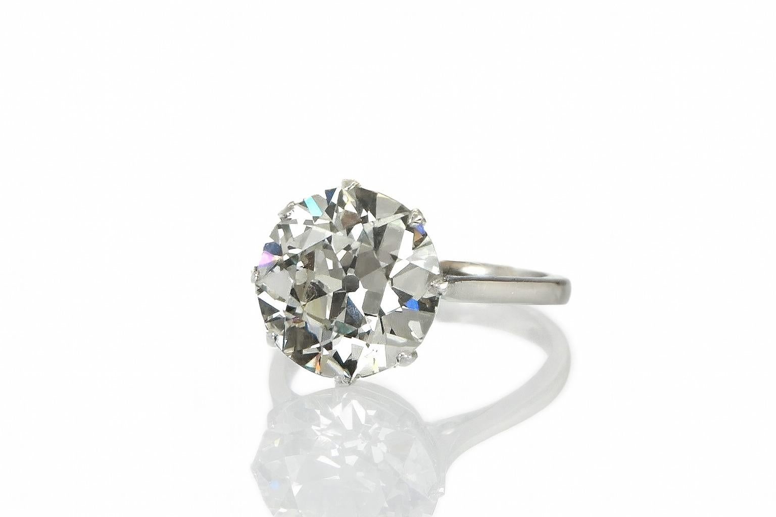 Contemporaneo Anello di fidanzamento in platino con diamante vecchio taglio europeo - 4,60 carati in vendita