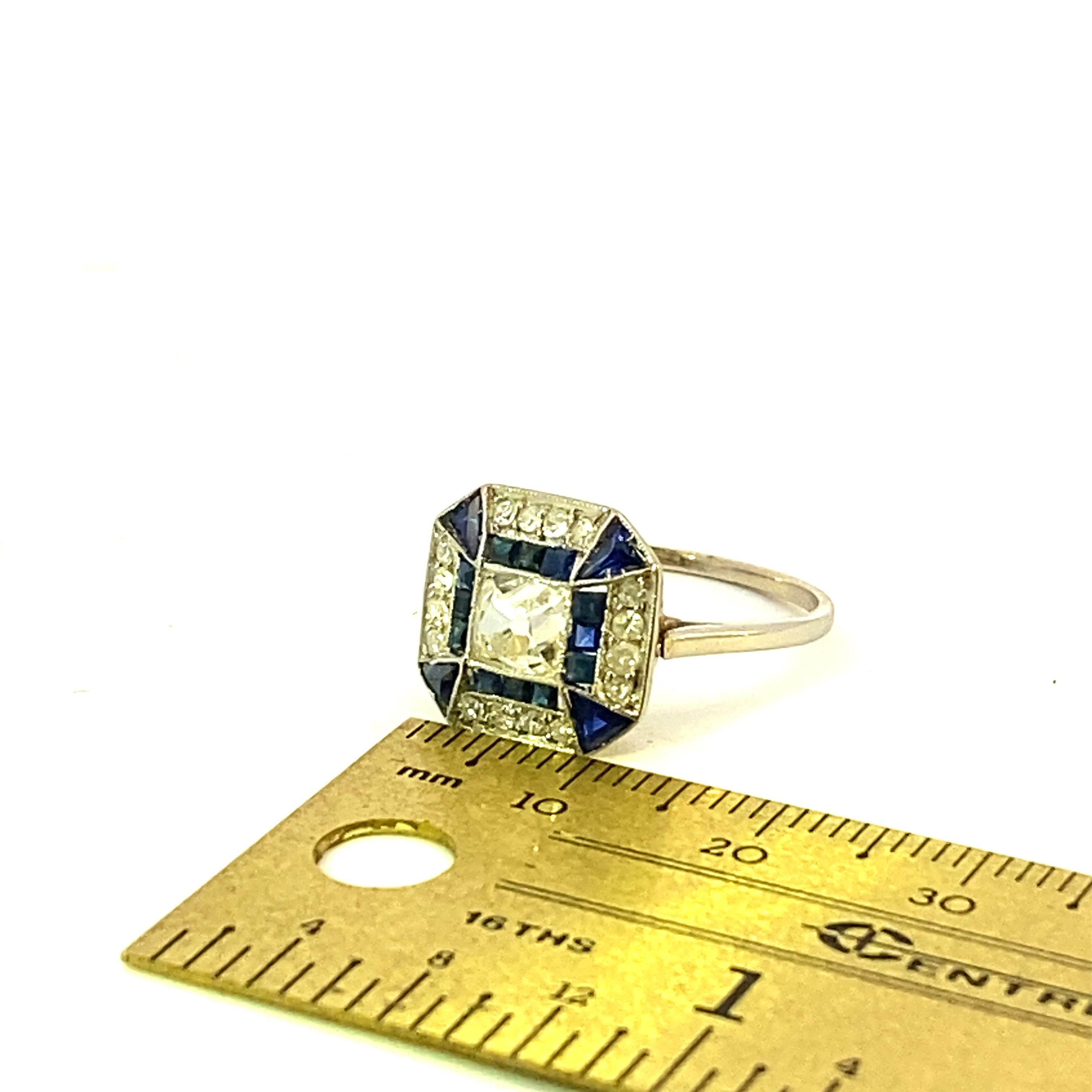 Platinum Old Mine Cut Diamond and Sapphire Ring In Good Condition In DALLAS, TX