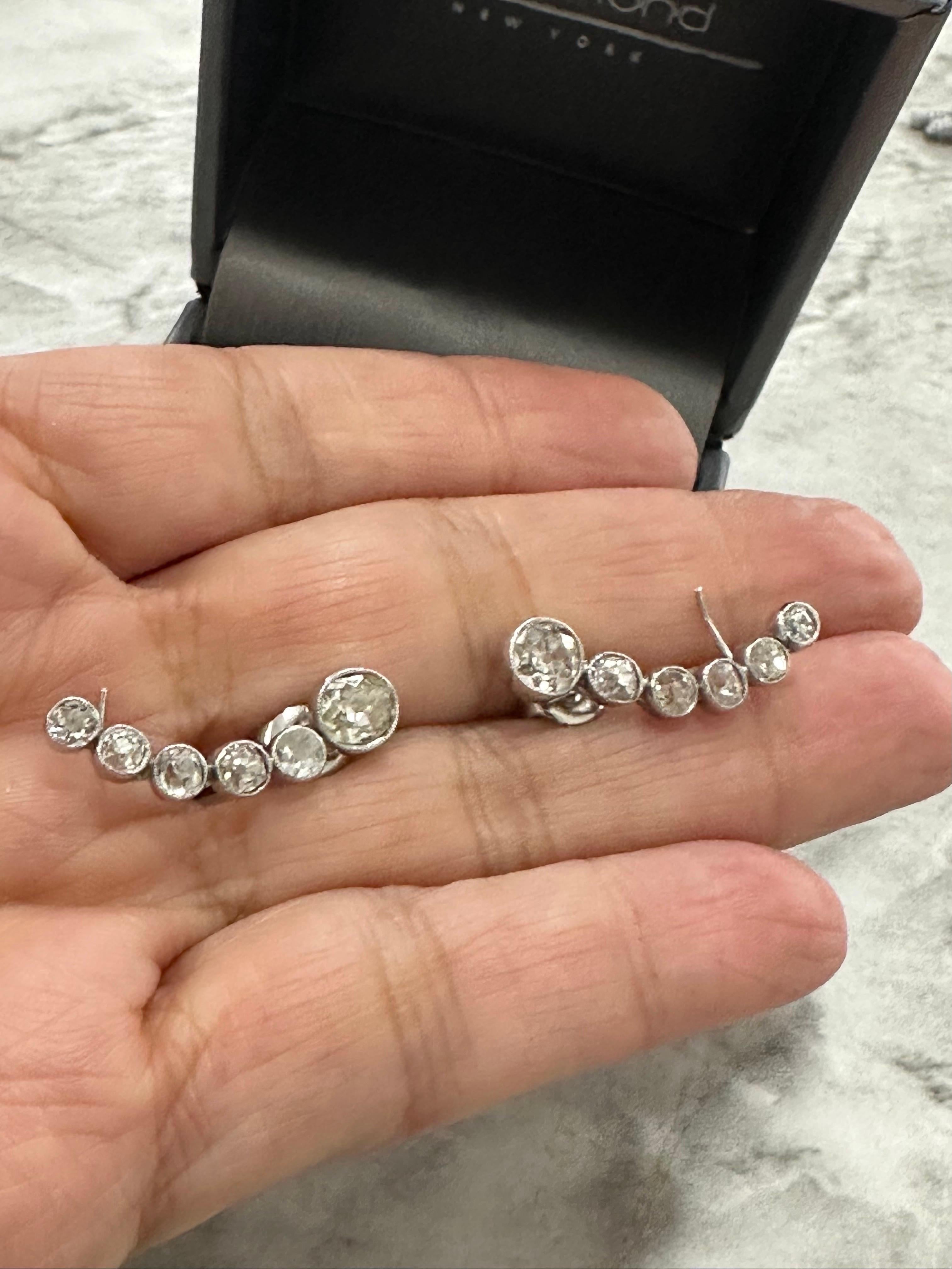 Platimum bezel set old mine Diamonds ear cuffs are right on trend!
Approx 2.40Carat diamonds
F-J Color
VS2-I1
Original Art Deco redesigned for Contempoary wear.