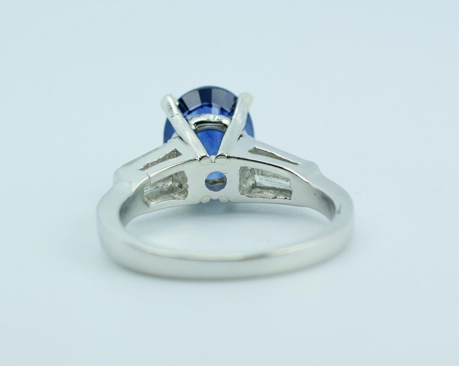 oval sapphire ring with baguettes