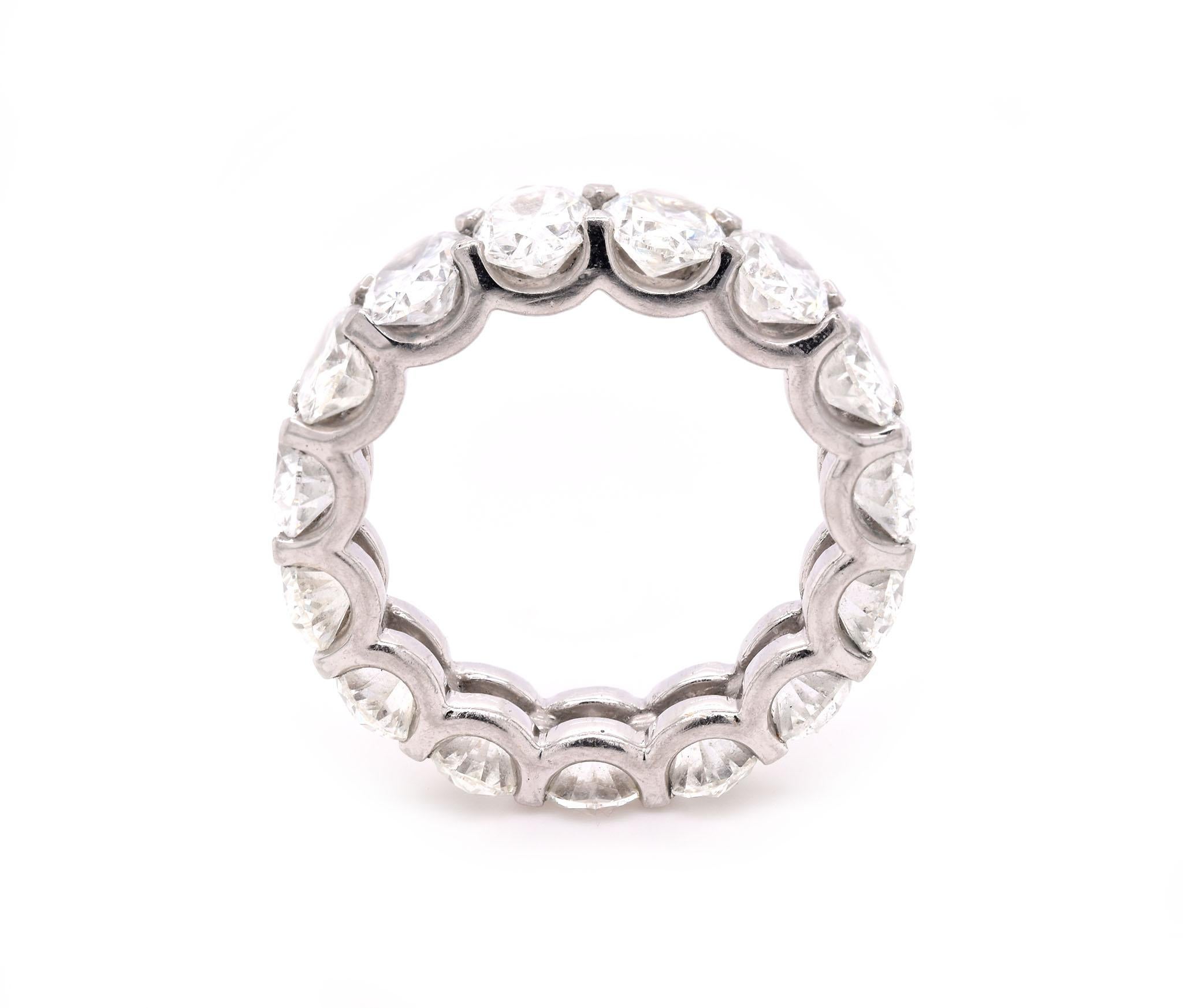 Platinum Oval Diamond Eternity Band In Excellent Condition In Scottsdale, AZ