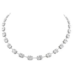 Maurice Fine Jewelry - Collana ovale di platino con diamanti incastonati