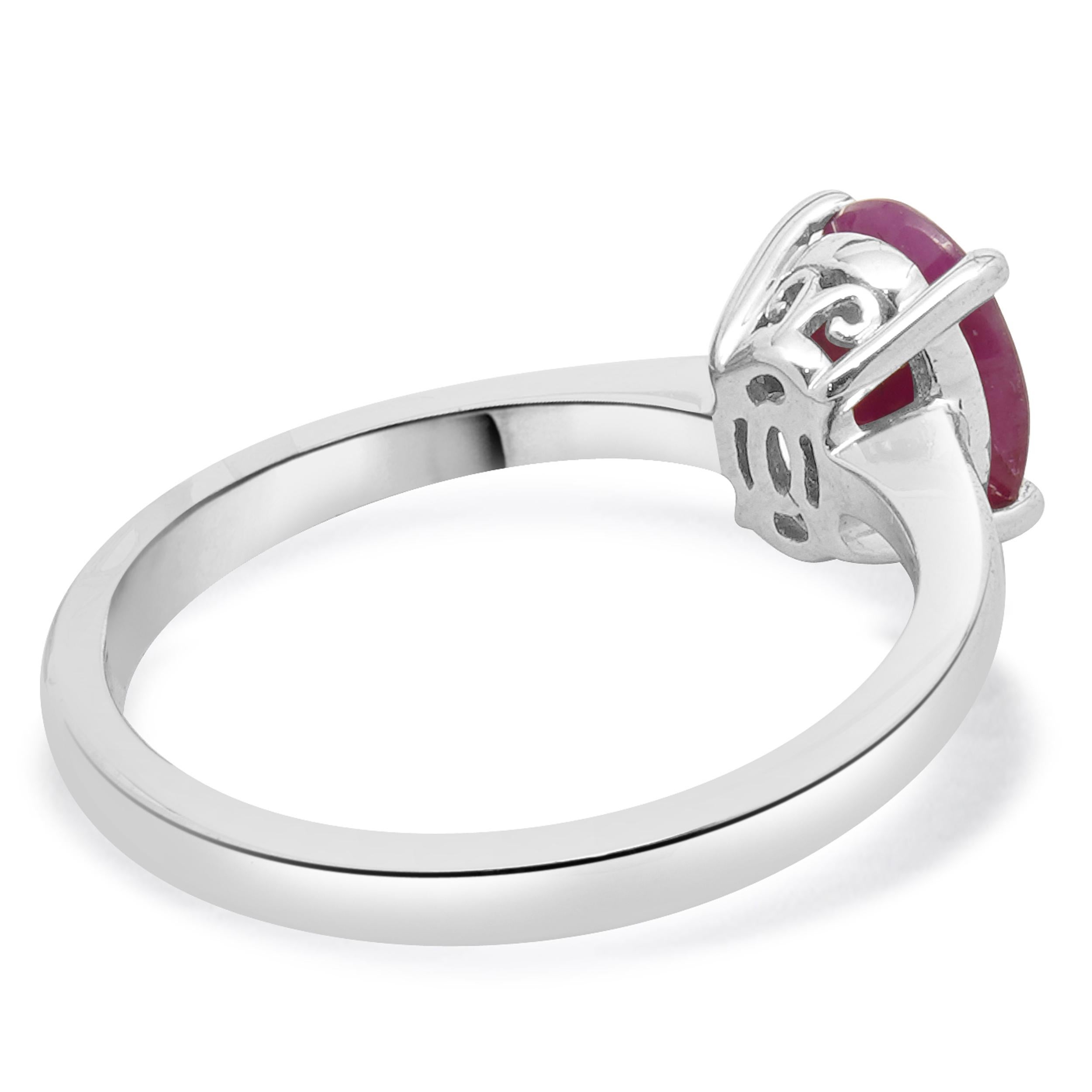 Platinum Oval Ruby Solitaire Ring In Excellent Condition For Sale In Scottsdale, AZ