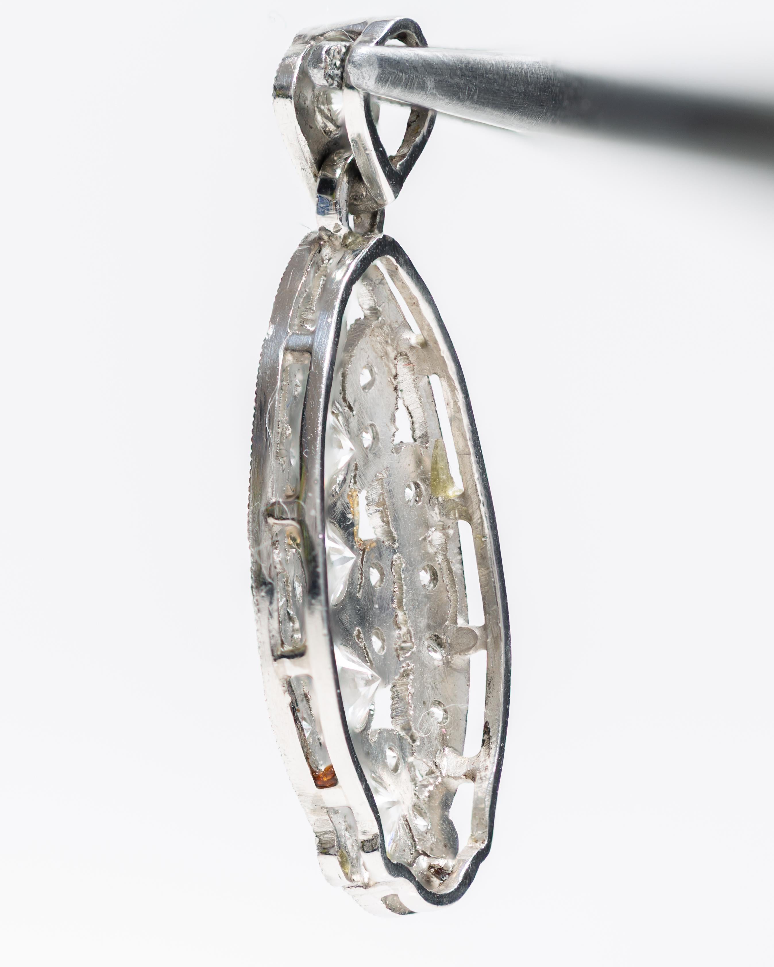 Platinum Oval Shaped Pendant with Diamonds In Good Condition For Sale In Atlanta, GA