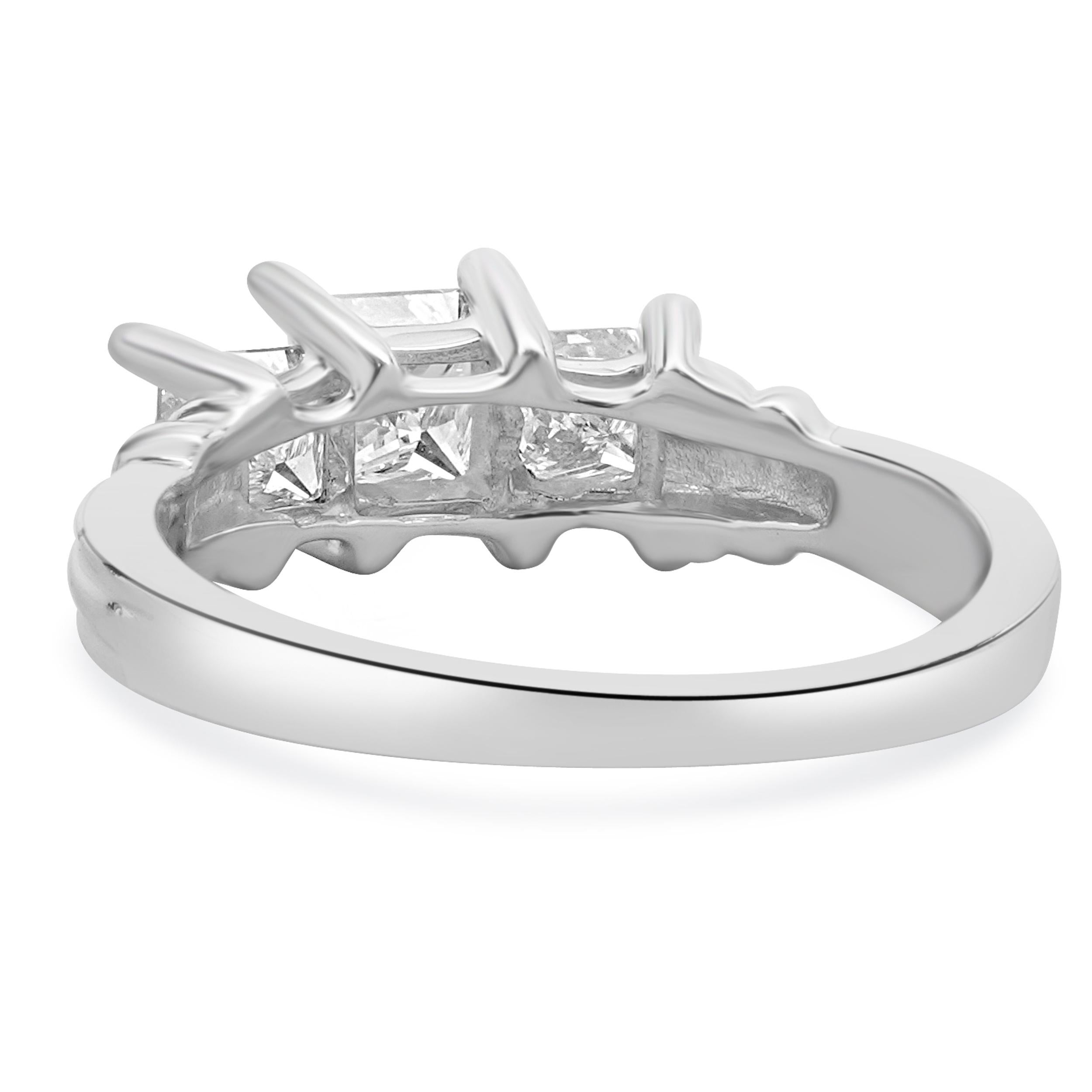 Platinum Past, Present, Future Diamond Engagement Ring In Excellent Condition In Scottsdale, AZ