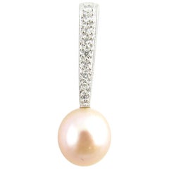 Platinum Pearl and Diamond Pendant Necklace