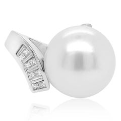 Platinum Pearl Diamond Ring