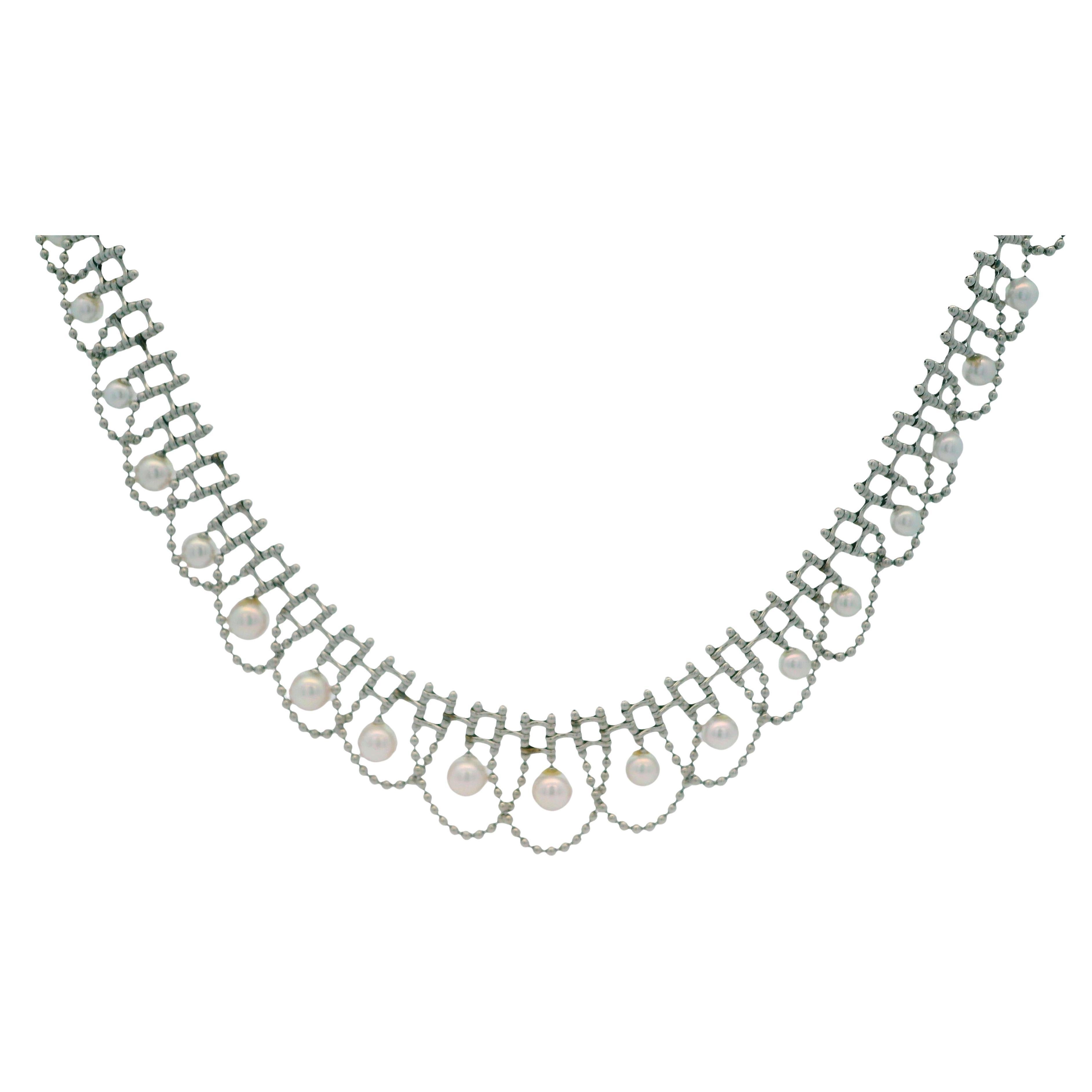 Platinum Pearl Fringe Necklace en venta