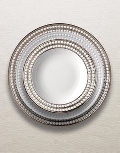 Platinum Perlée Dinnerware Set