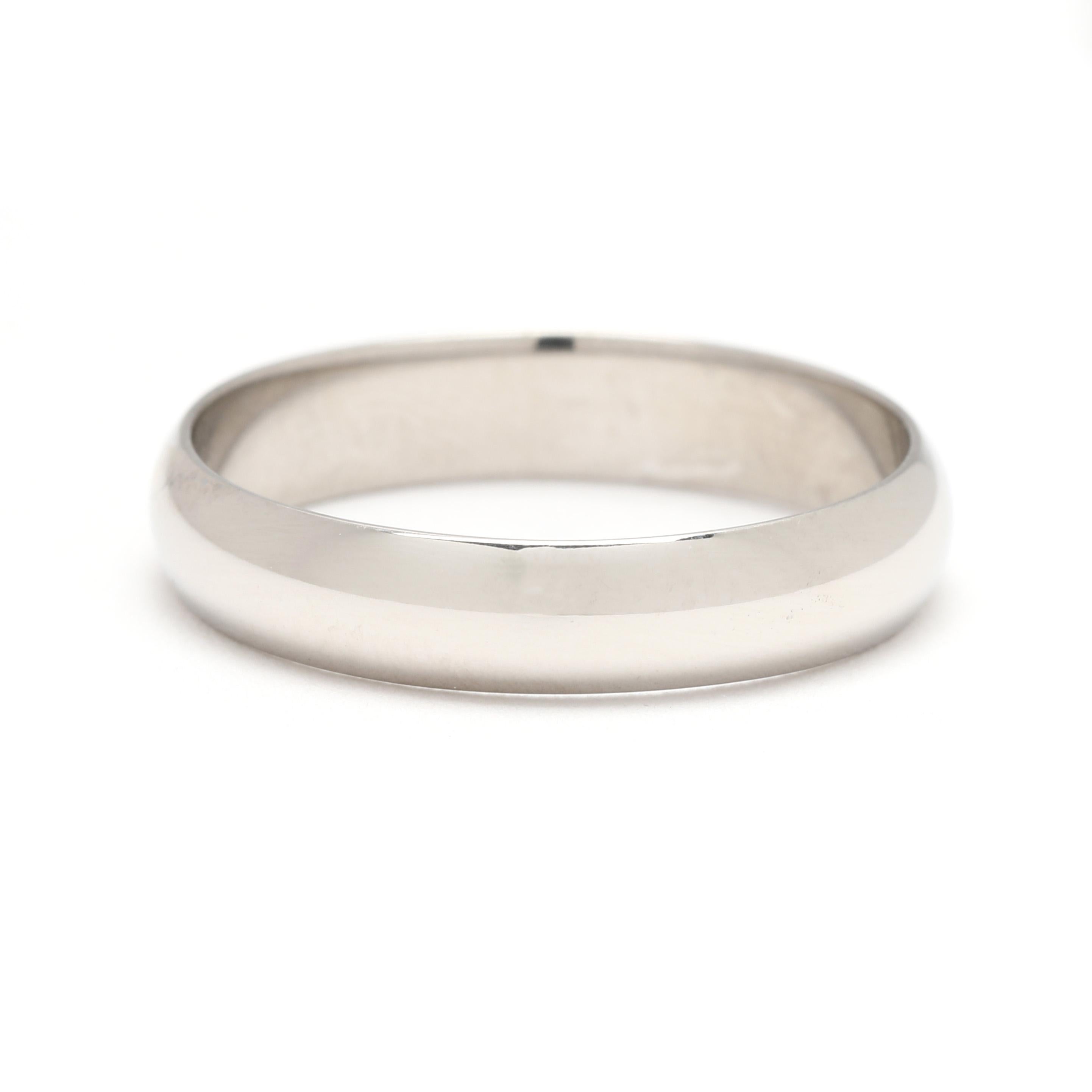 Ring Size 6.5

Width: 3.8 mm

Weight: 2.5 dwts. / 3.9 grams

Stamps: 