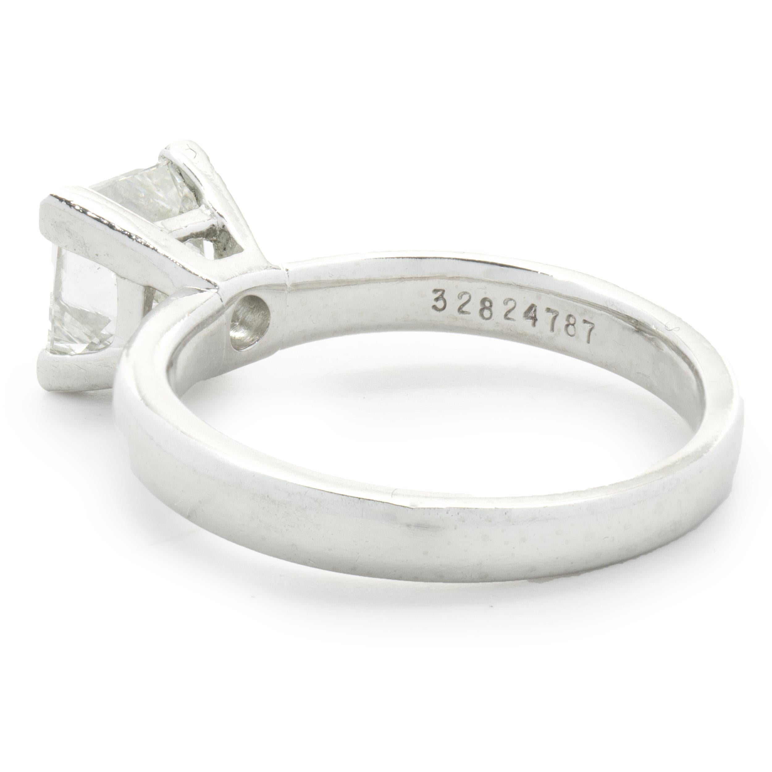 Platinum Princess Cut Diamond Engagement Ring In Excellent Condition For Sale In Scottsdale, AZ