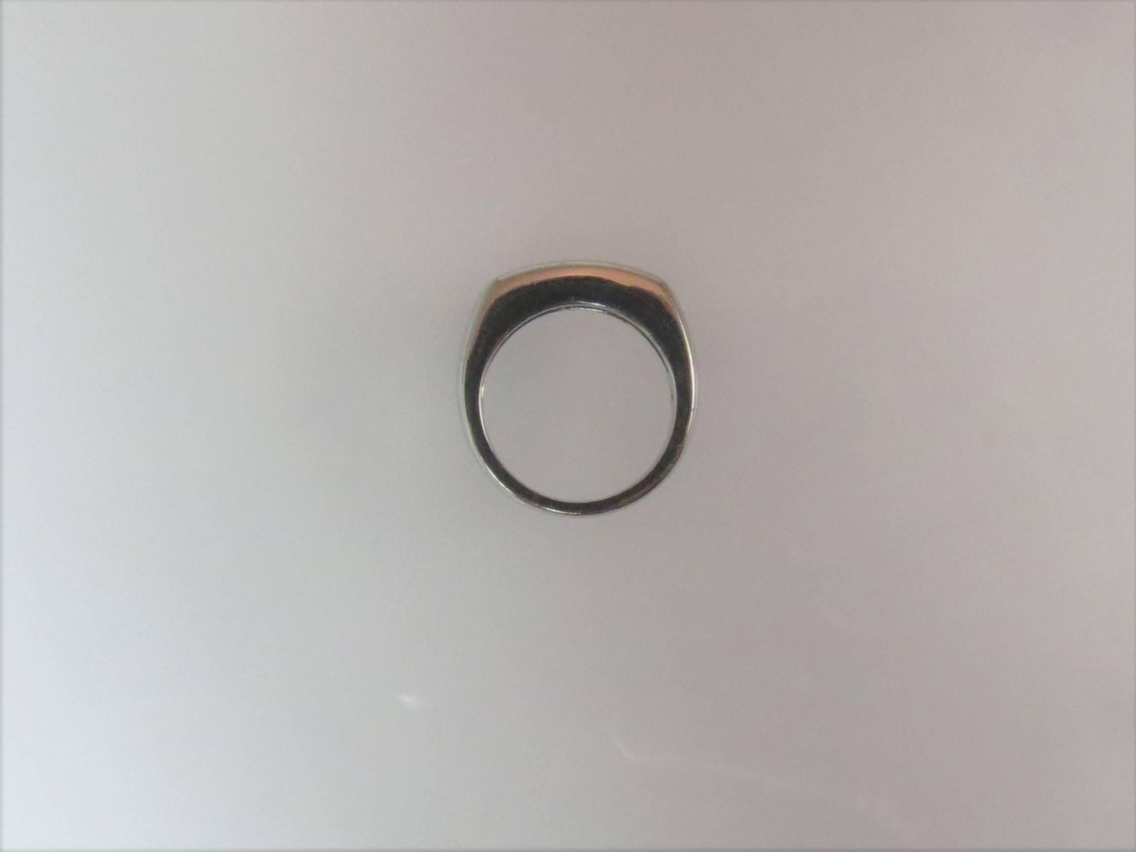 Platin-Hochzeitsring mit Diamant im Prinzessinnenschliff im Zustand „Hervorragend“ im Angebot in Chicago, IL