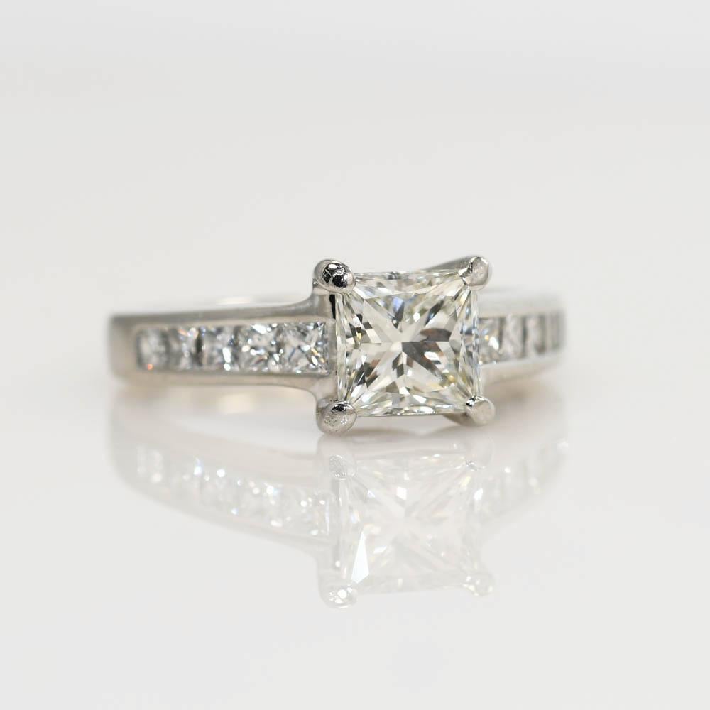 da uomo o donna Anello in platino con diamante certificato GIA con taglio a principessa da 1,03 ct. in vendita