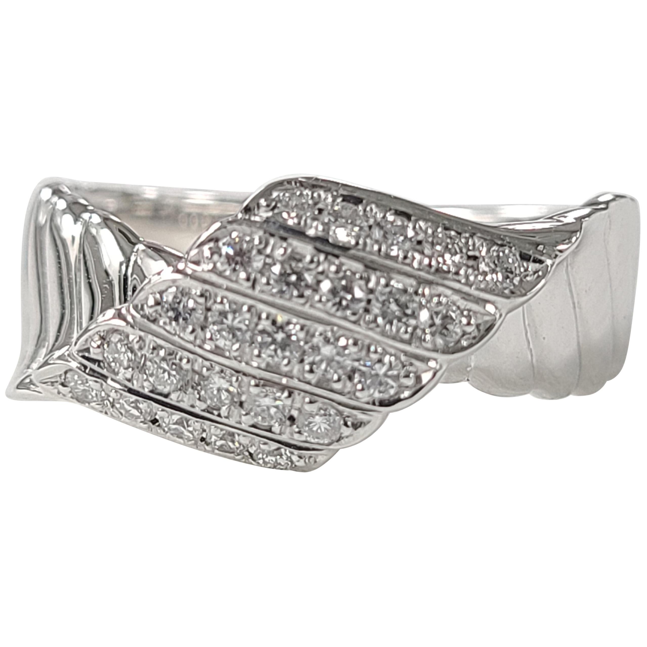 Platinum PT900 Diamond Ring