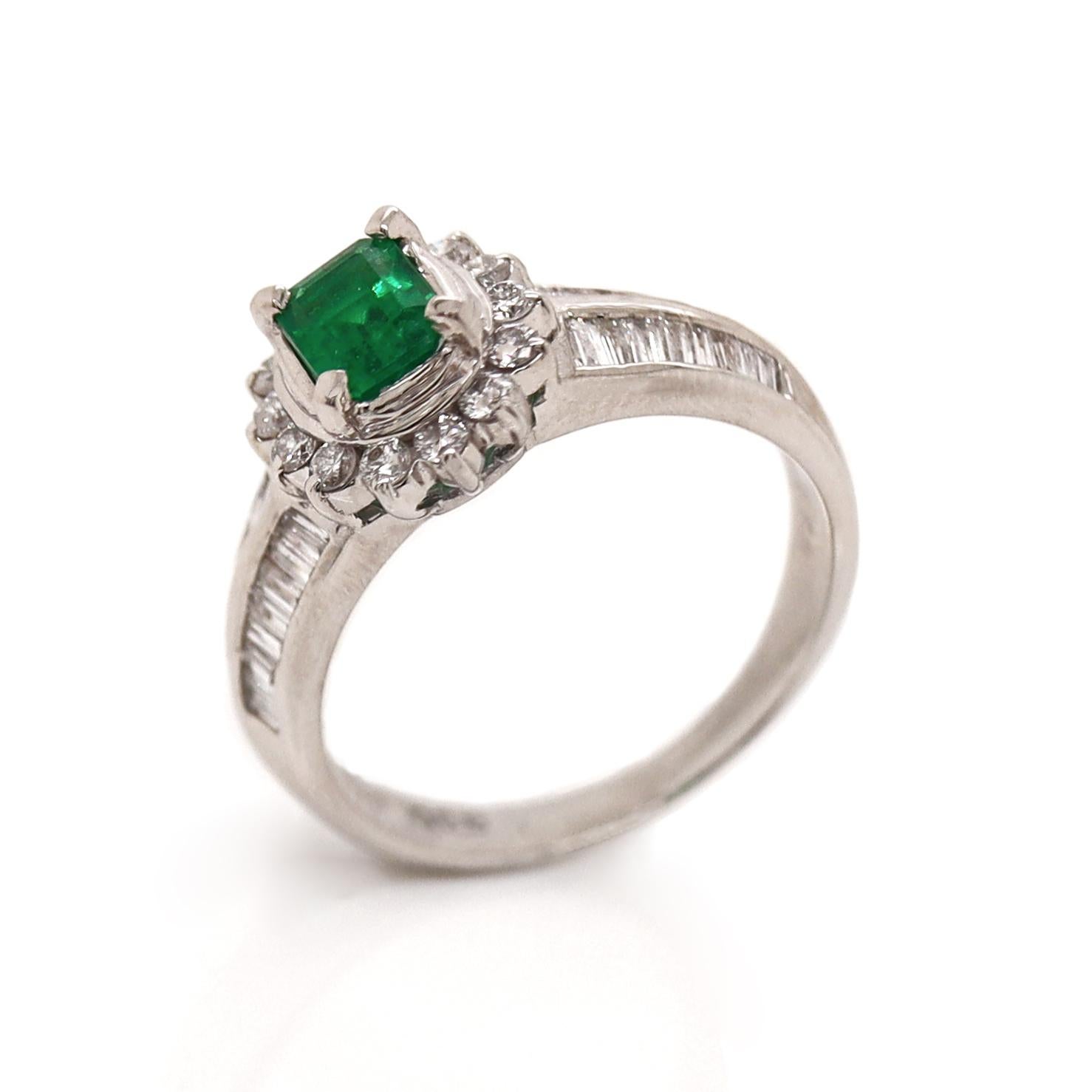 Platinum Pt900 Emerald And Diamond Dress Ring In New Condition For Sale In Sydney, NSW
