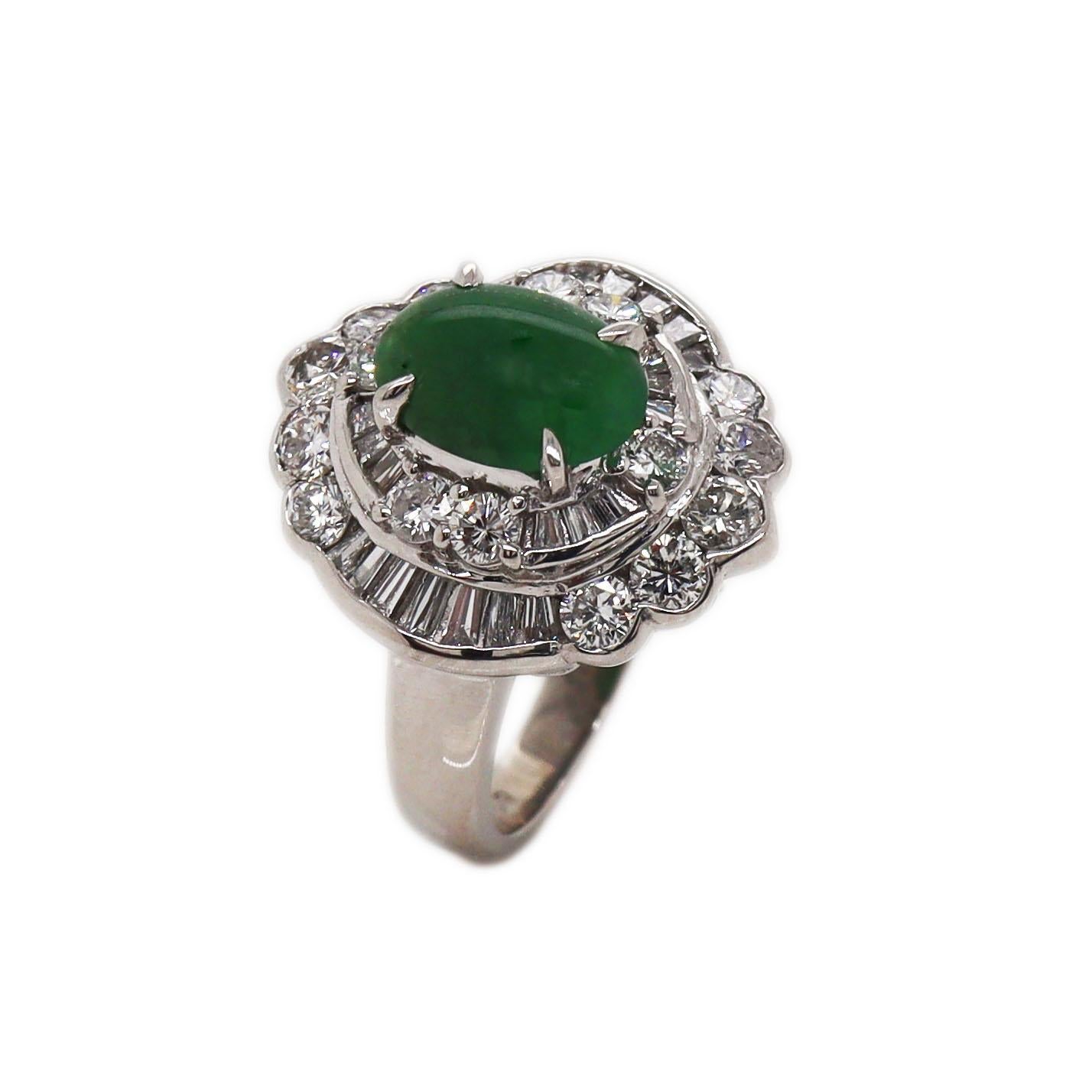 Platinum Pt900 Jade and Diamond Ring In New Condition For Sale In Sydney, NSW