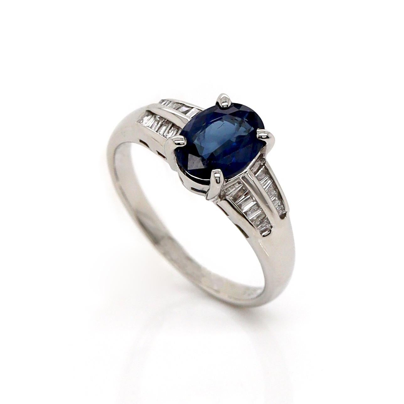 Platinum Pt900 Sapphire and Diamond Ring In New Condition For Sale In Sydney, NSW