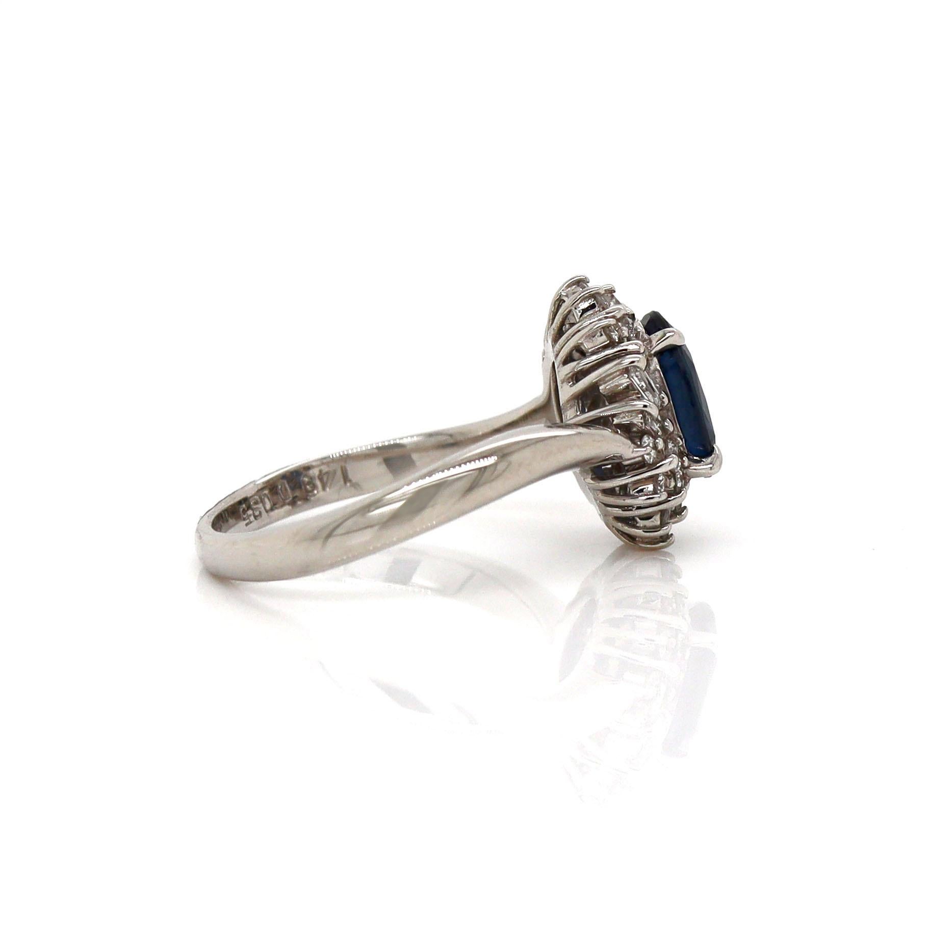 Women's or Men's Platinum Pt900 Sapphire and Diamond Ring For Sale