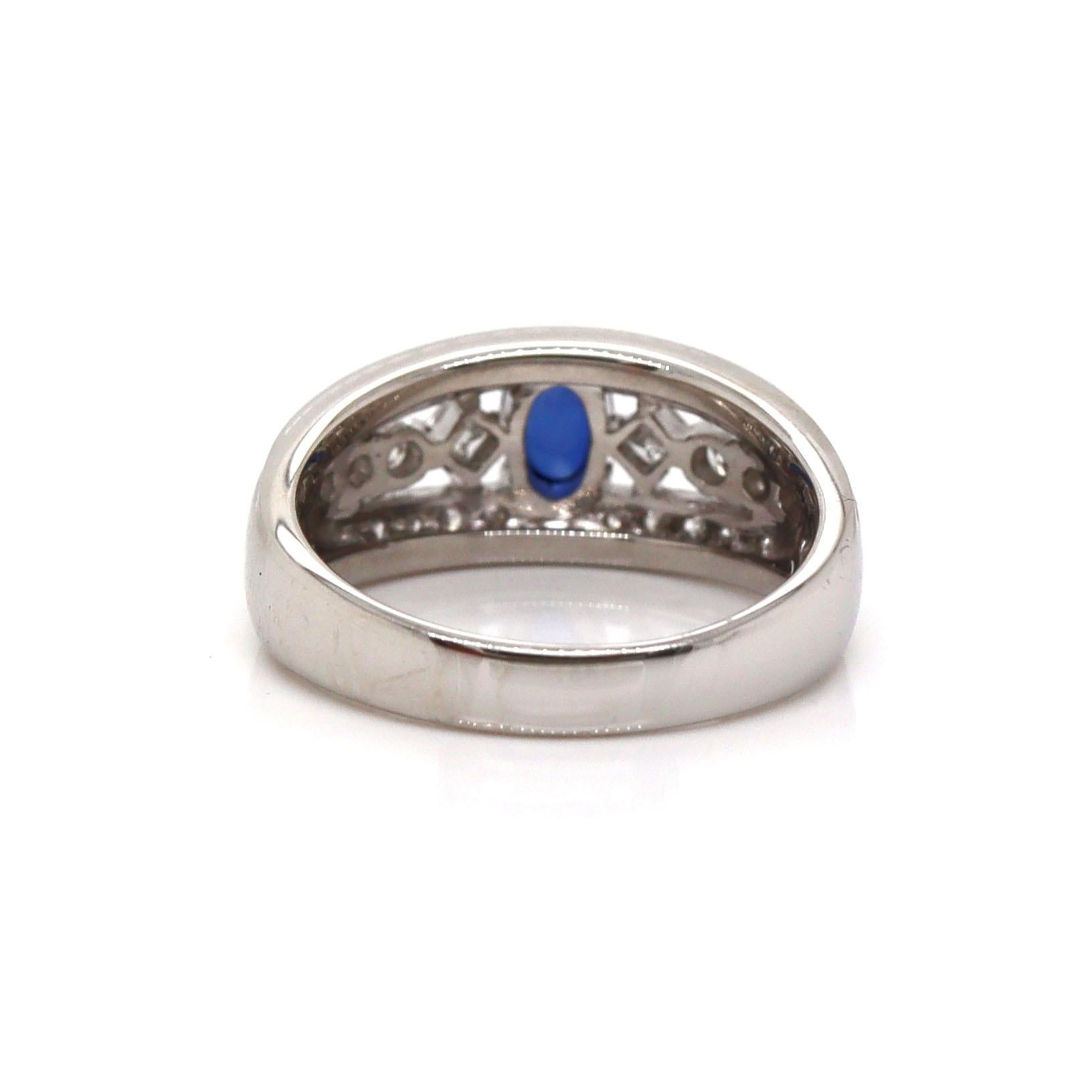 Women's or Men's Platinum Pt900 Sapphire & Diamond Ring For Sale