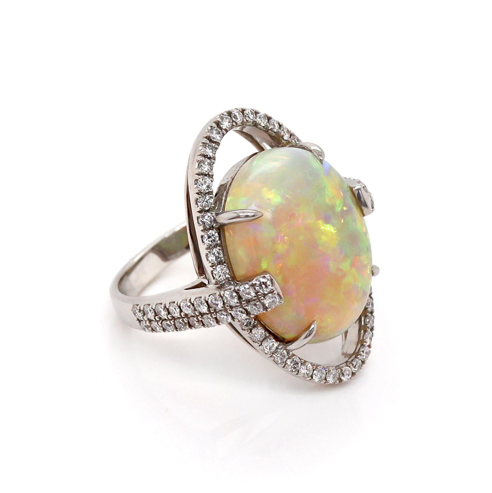 Anello in platino PT950 con opale e diamanti

Questo splendido anello in platino PT950 ha al centro un vibrante opale australiano, che mostra un ipnotico gioco di colori con lampi di arancione infuocato, giallo solare e verde lussureggiante che