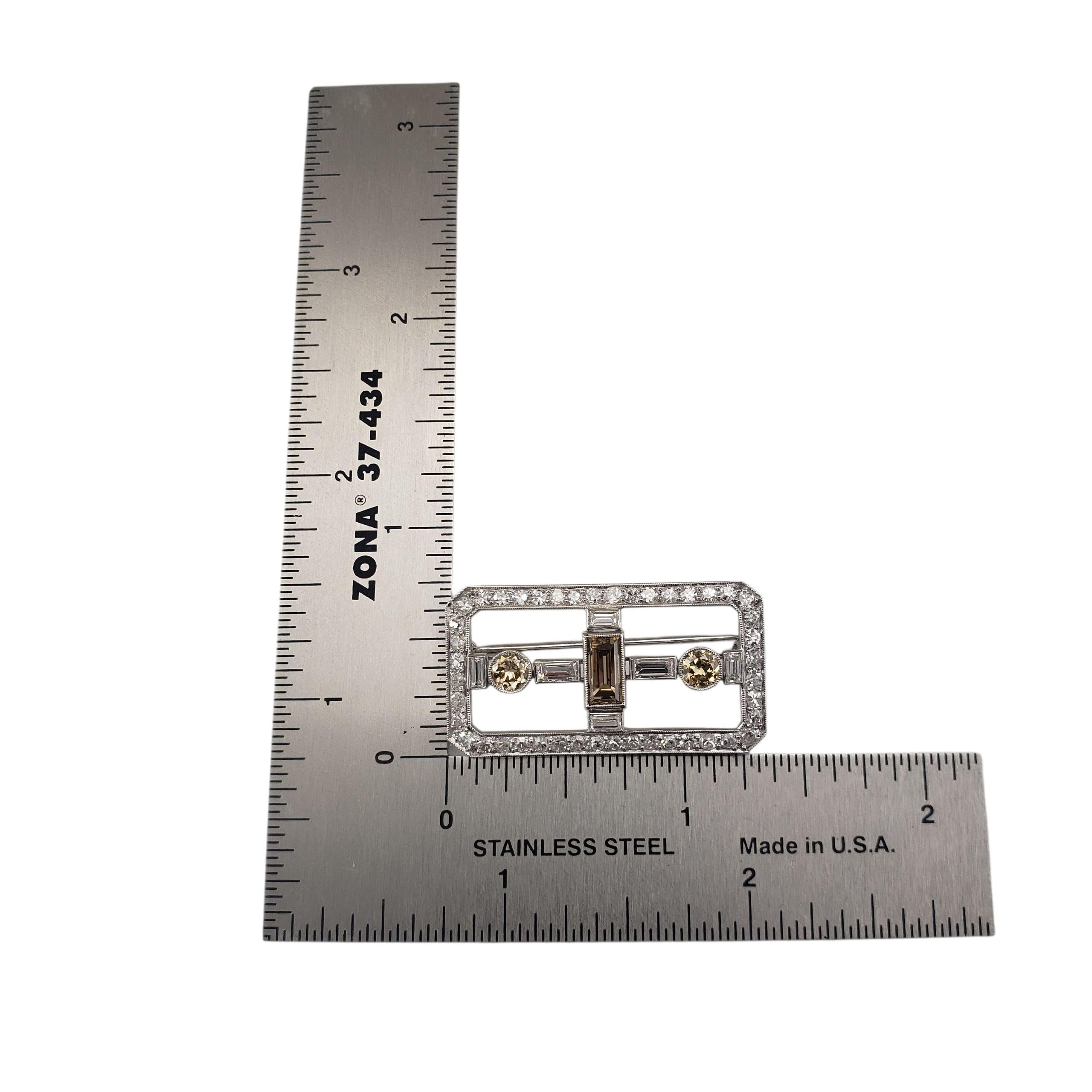 Broche de diamantes rectangular de platino #22373 en Bueno estado para la venta en Washington Depot, CT