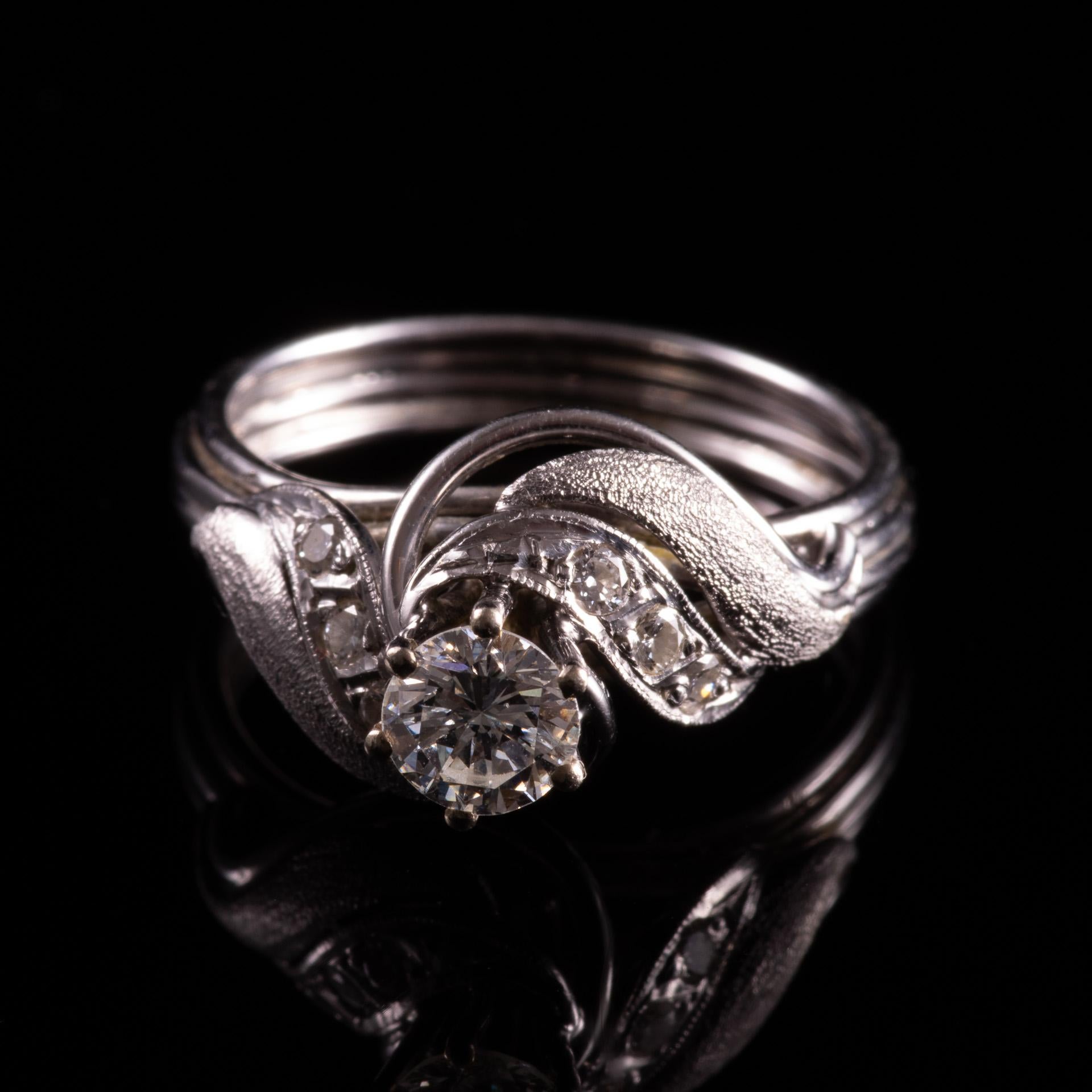 20th Century Platinum Ring 0.70 CT Diamond Art Nouveau Solitaire For Sale