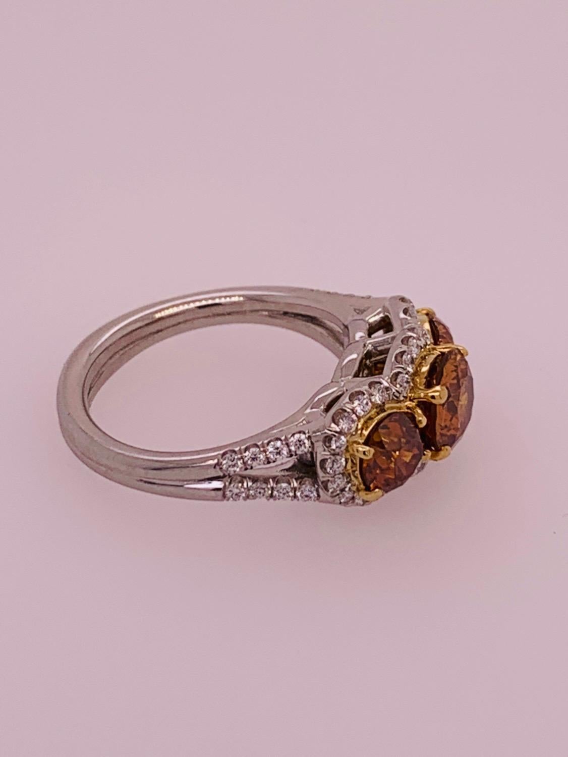 Modern GIA Certified 2.50 Carat Brilliant Natural Deep Orange Platinum Engagement Ring For Sale